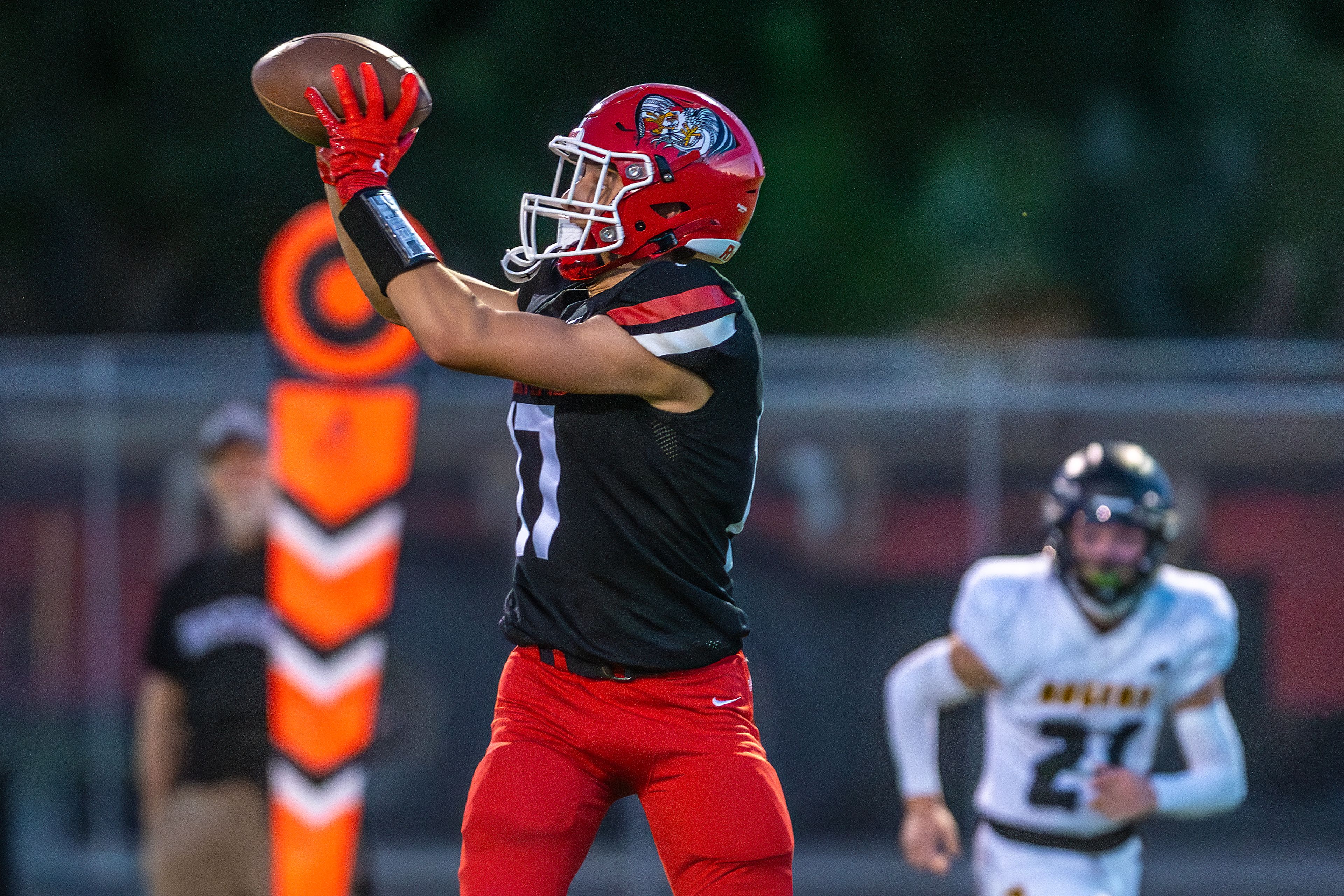 Clarkston’s Craber breaks receiving records as Bantams’ season ends