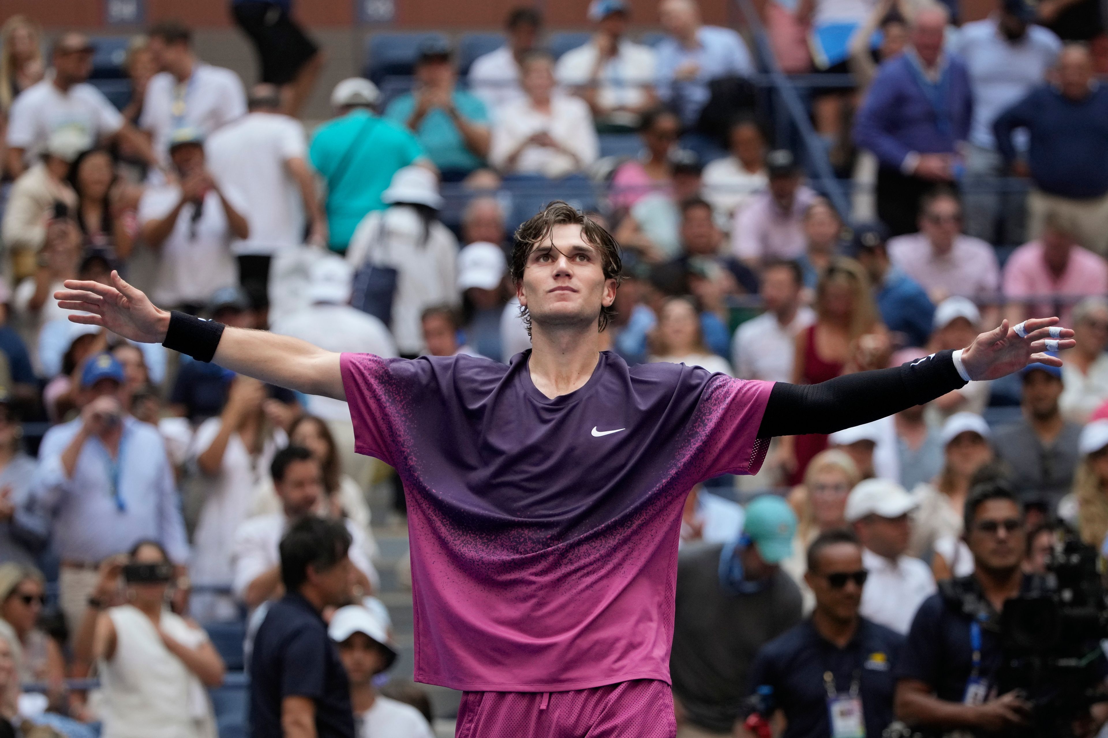 Jack Draper, of Great Britain, reacts after defeating Alex de Minaur, of Australia, during the quarterfinals of the U.S. Open tennis championships, Wednesday, Sept. 4, 2024, in New York.