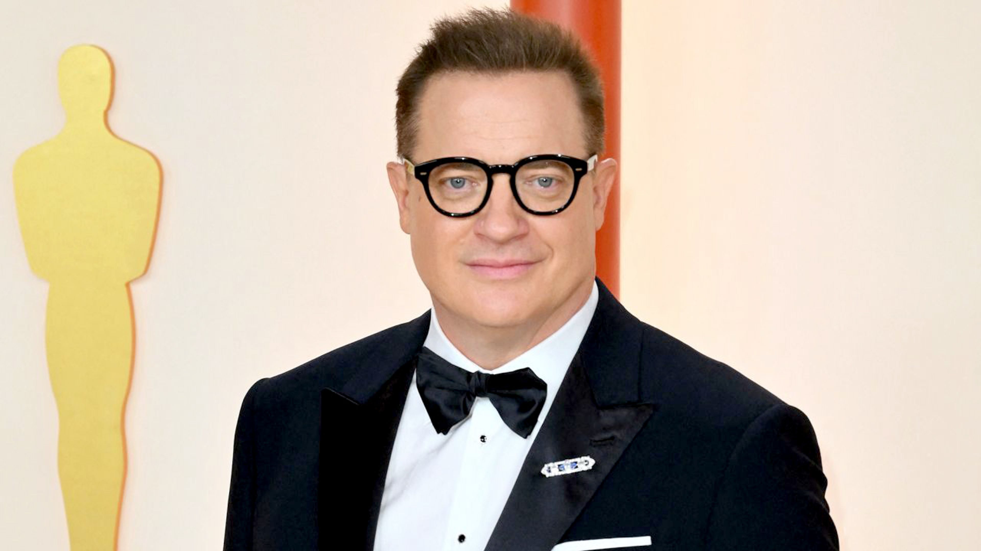 Brendan Fraser on the red carpet at the 2023 Oscars.