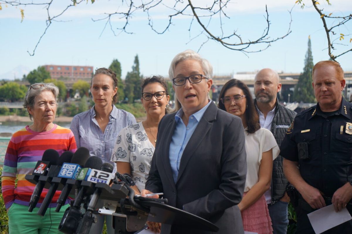 Oregon gov will seek reelection