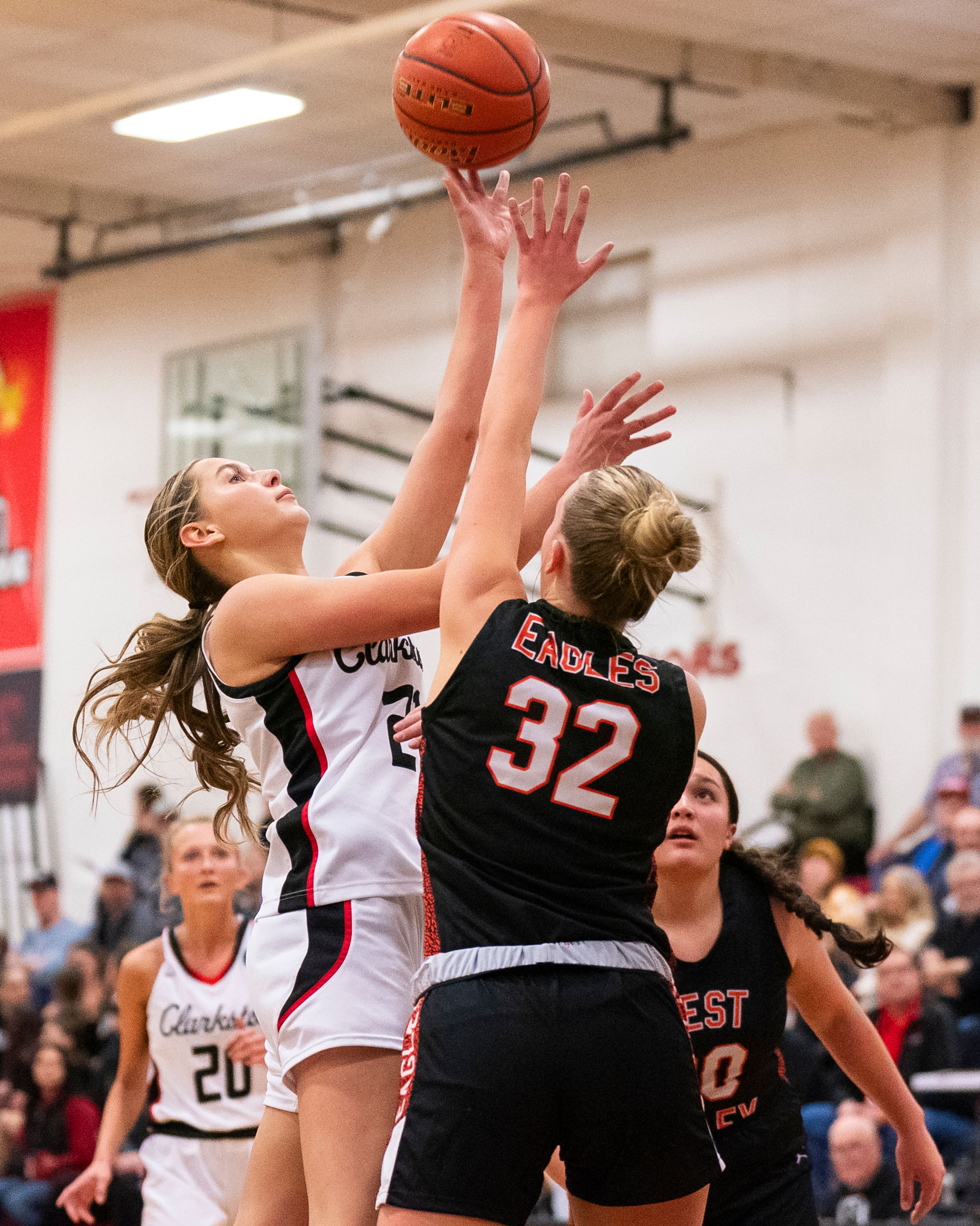 Clarkston’s Ella Leavitt (21) goes up for a shot during their game against West Valley on Tuesday at Clarkston High School.