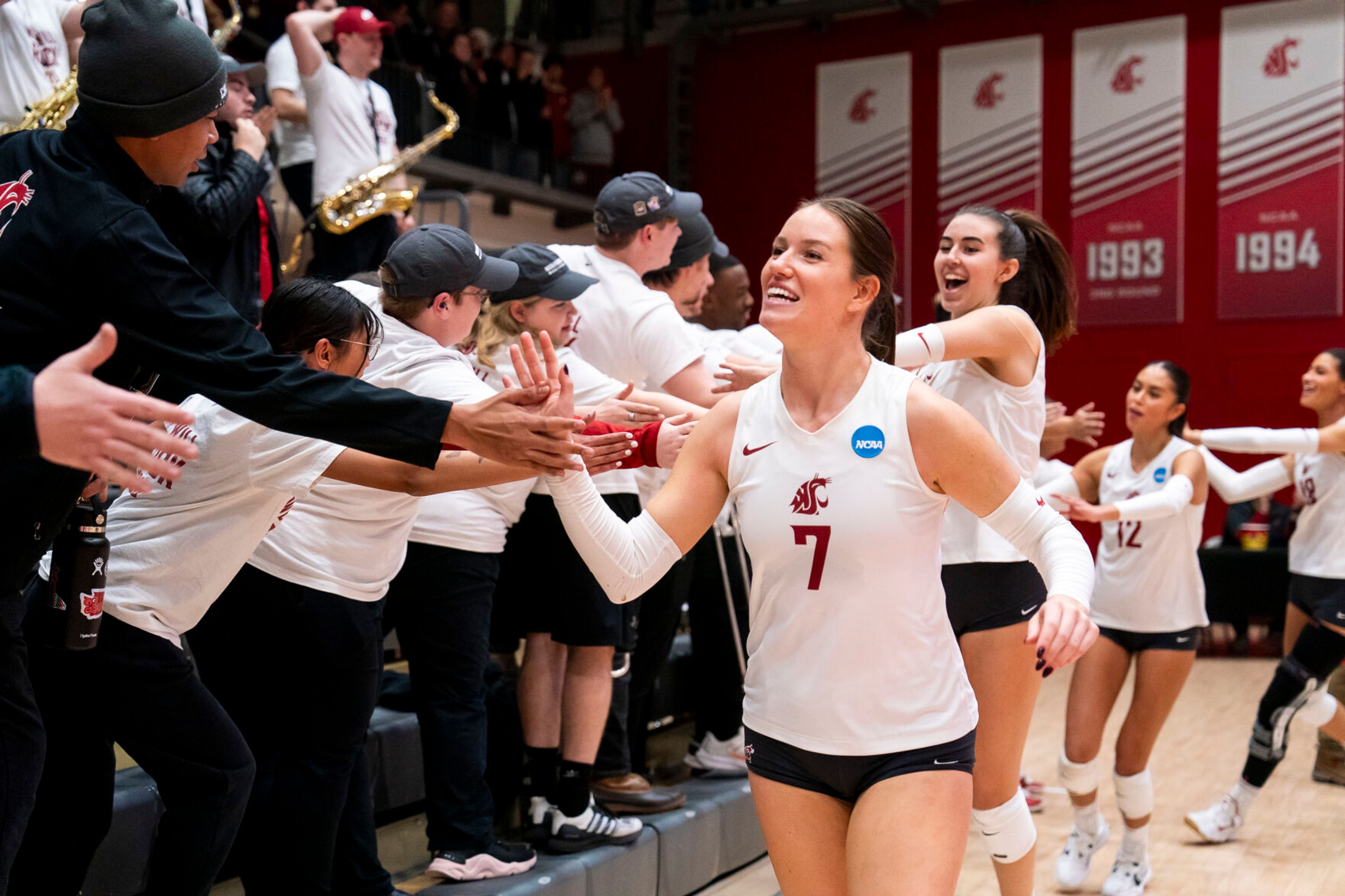 Washington State volleyball downs Dayton to reach the Sweet 16