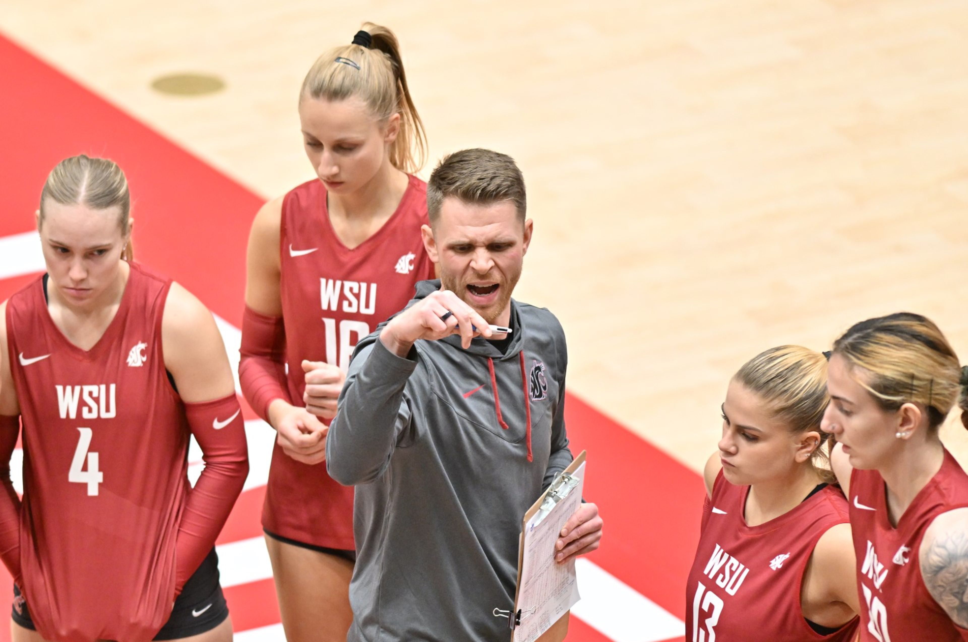 Washington State volleyball coach Korey Schroeder directs his players.