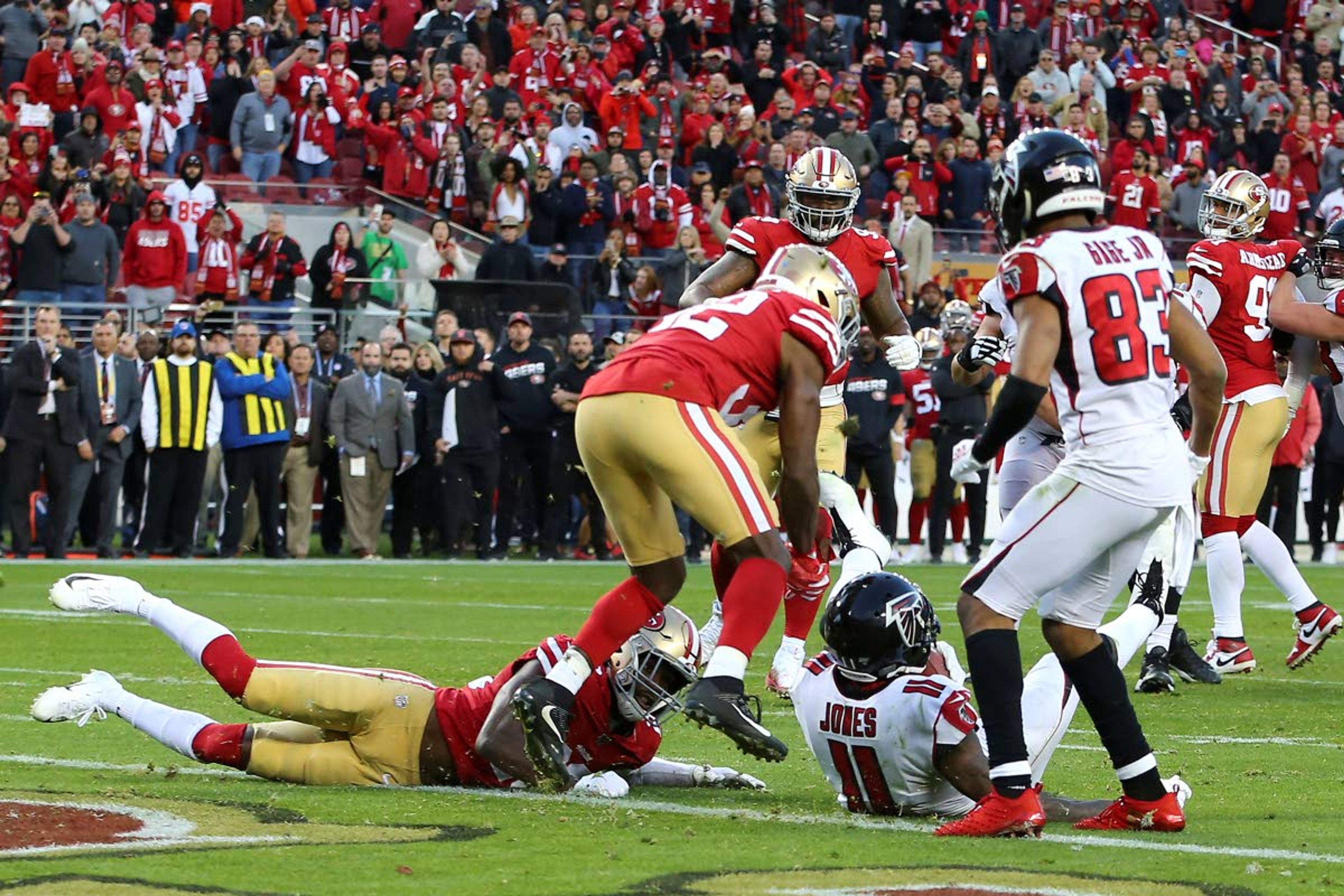 Late rally lifts Atlanta past Niners