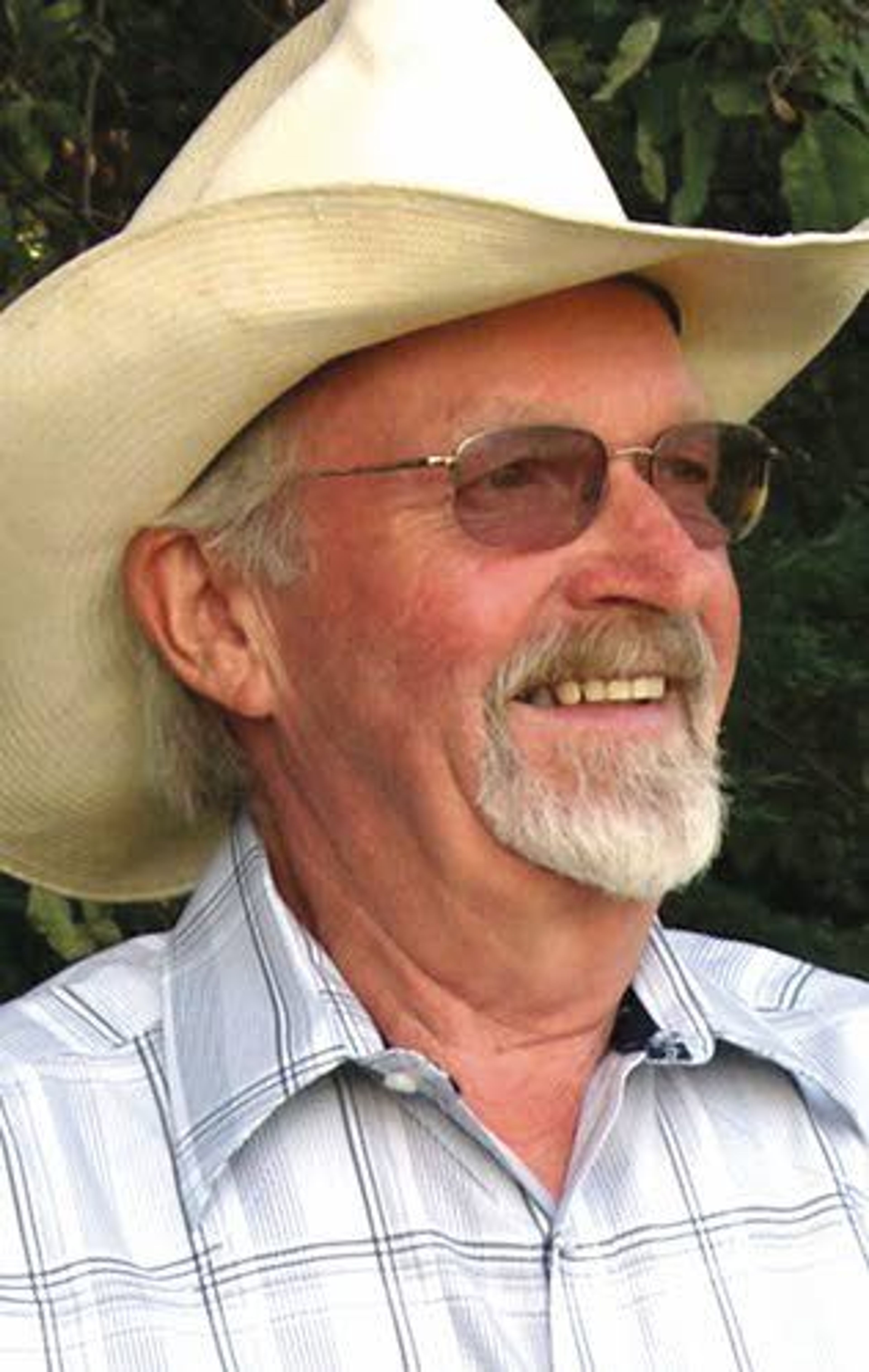 Harold Olson, 80