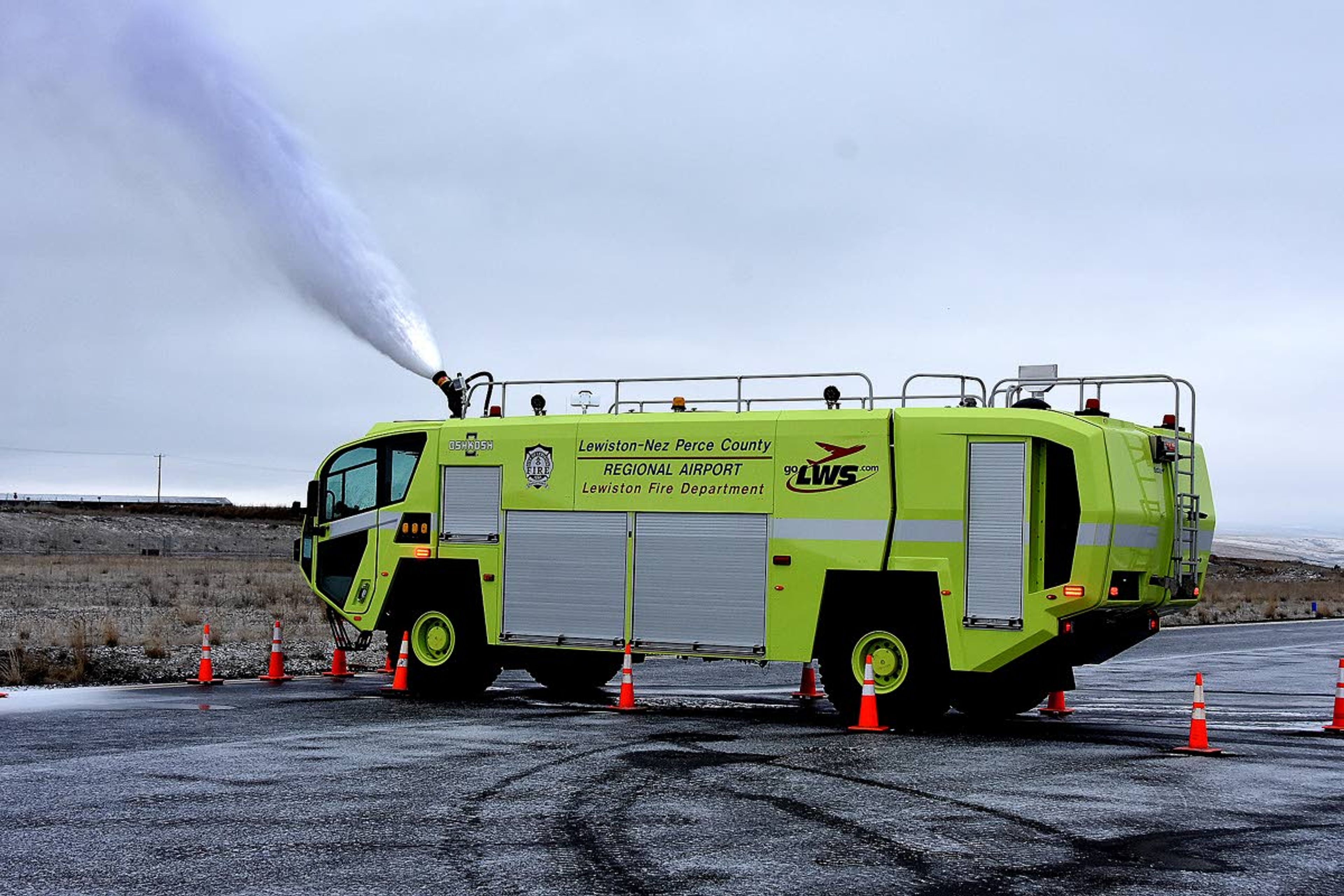 The Oshkosh Global Striker can spray water, dry chemical or foam.