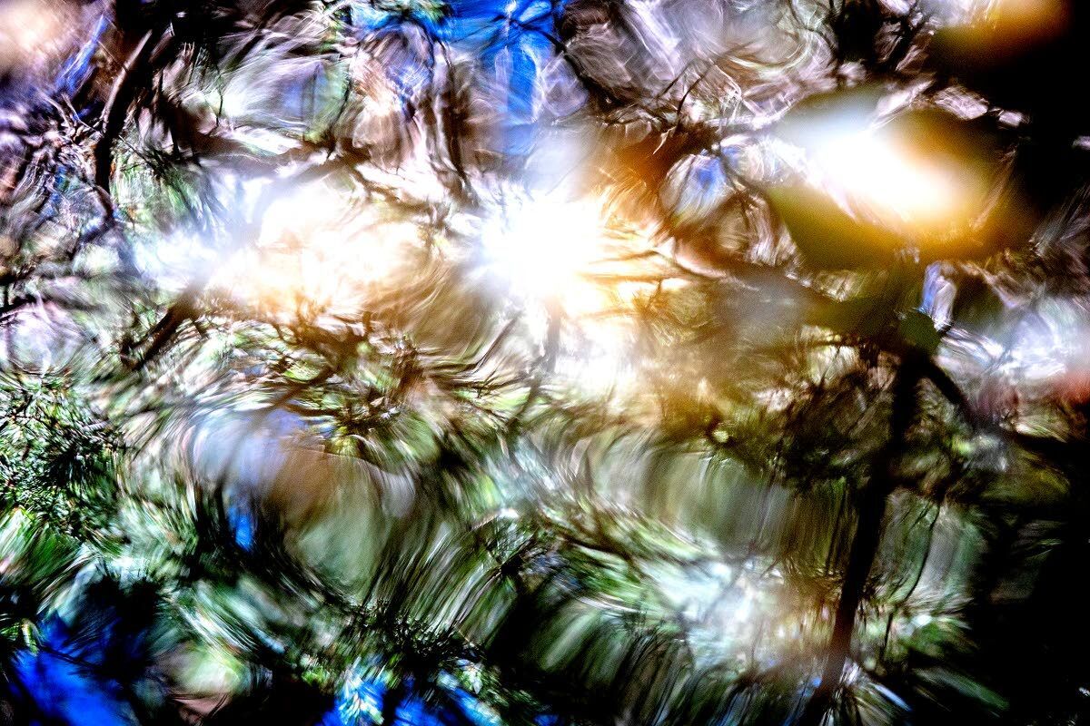Wavy reflection
