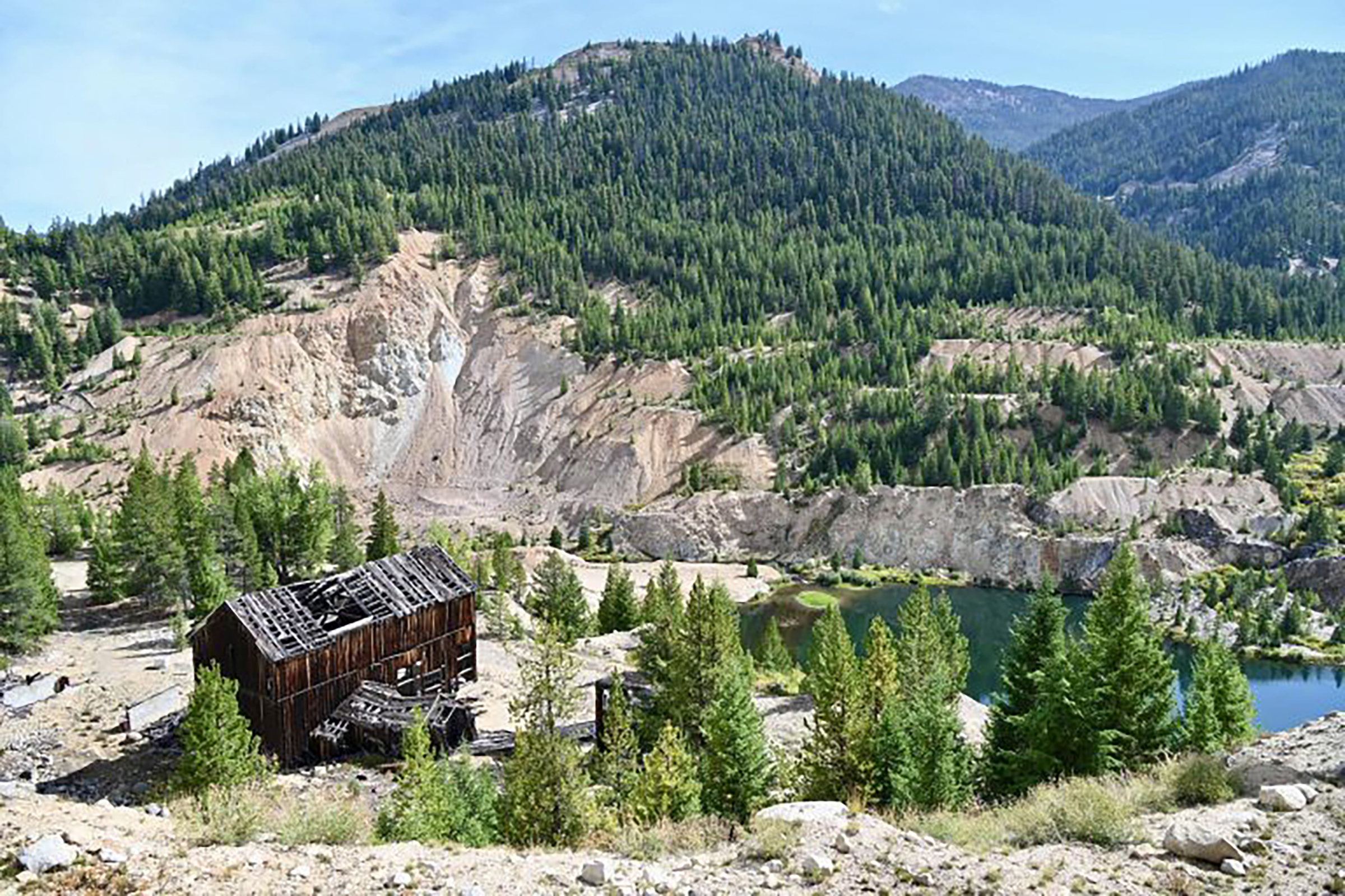 Commissioners want more from Perpetua development agreement