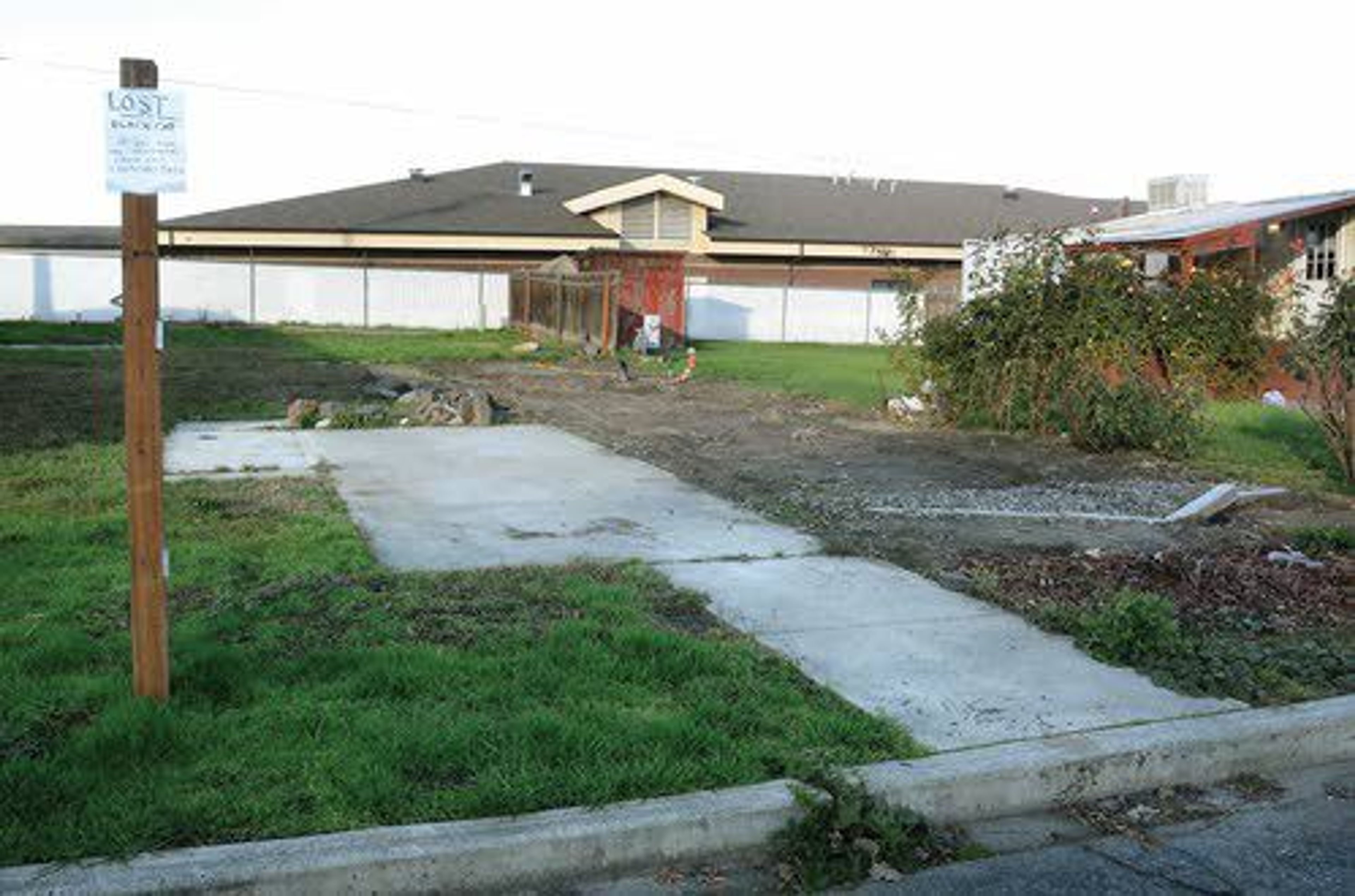 One of the tenants at Noble Trailer Park has already vacated this space on the west side, next to the Tri-State Memorial Hospital campus, which is visible in the background.