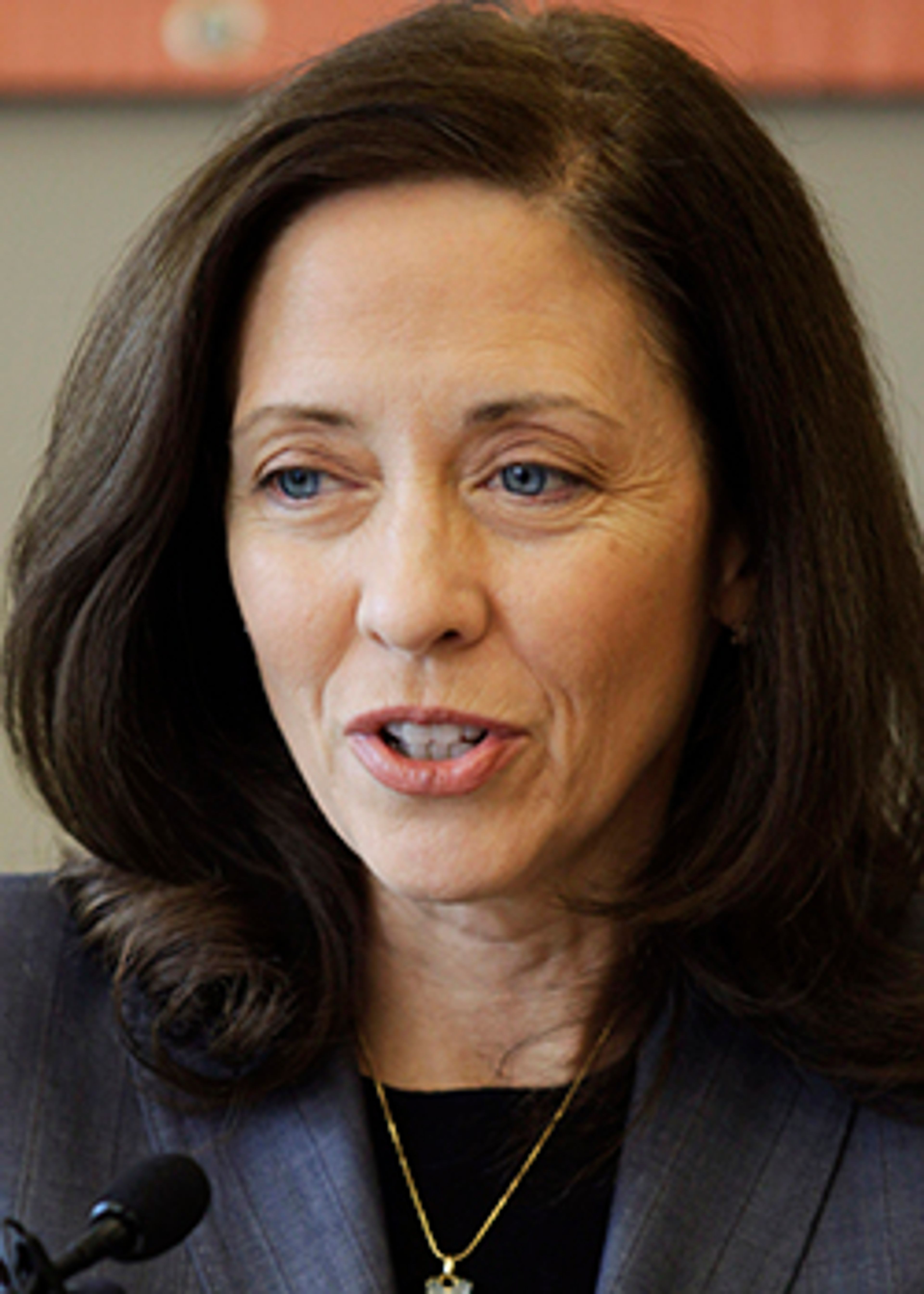 With Texas floods and Northwest fire season in mind, Cantwell questions Trump’s NOAA nominee on weather research cuts