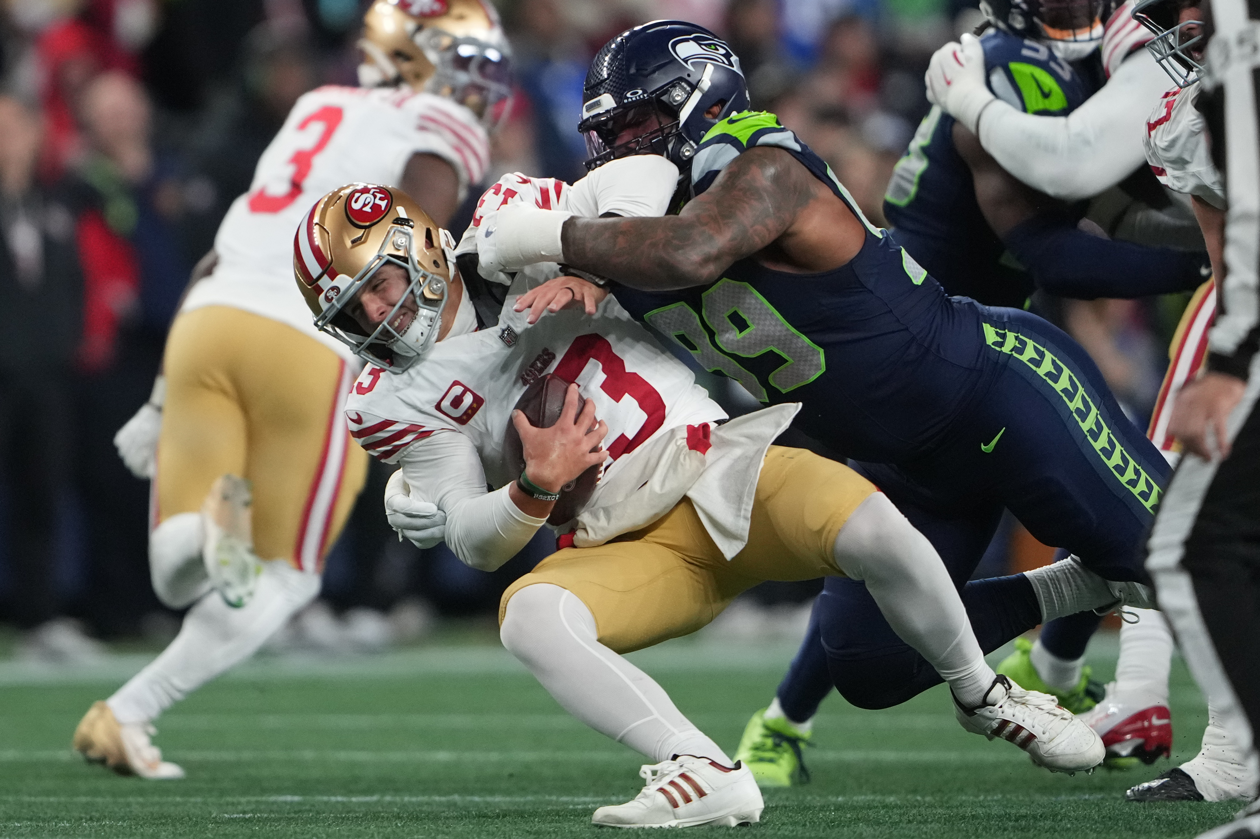 Seahawks dominate 49ers from opening kickoff