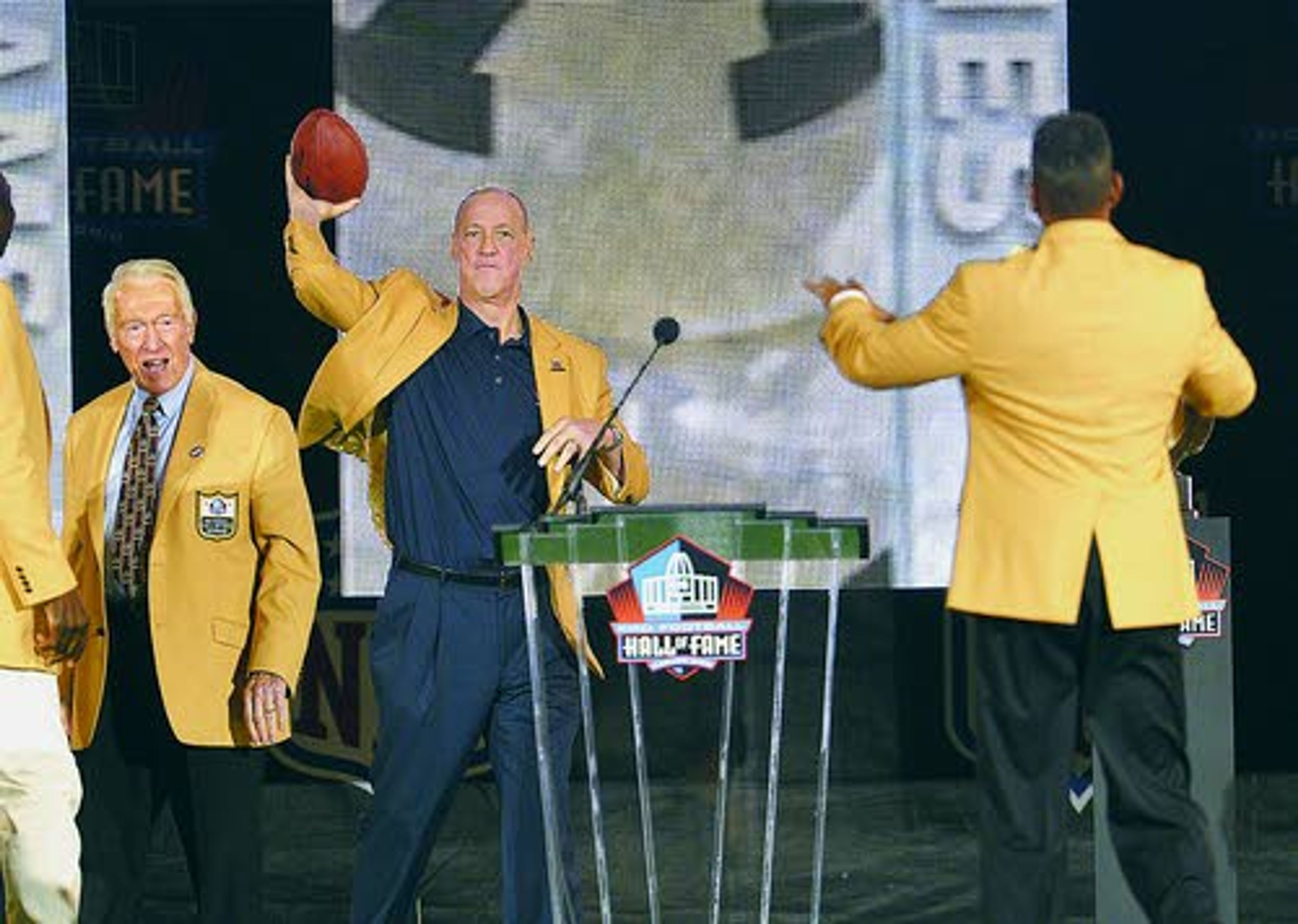 KellytoReed now a HOF hookup