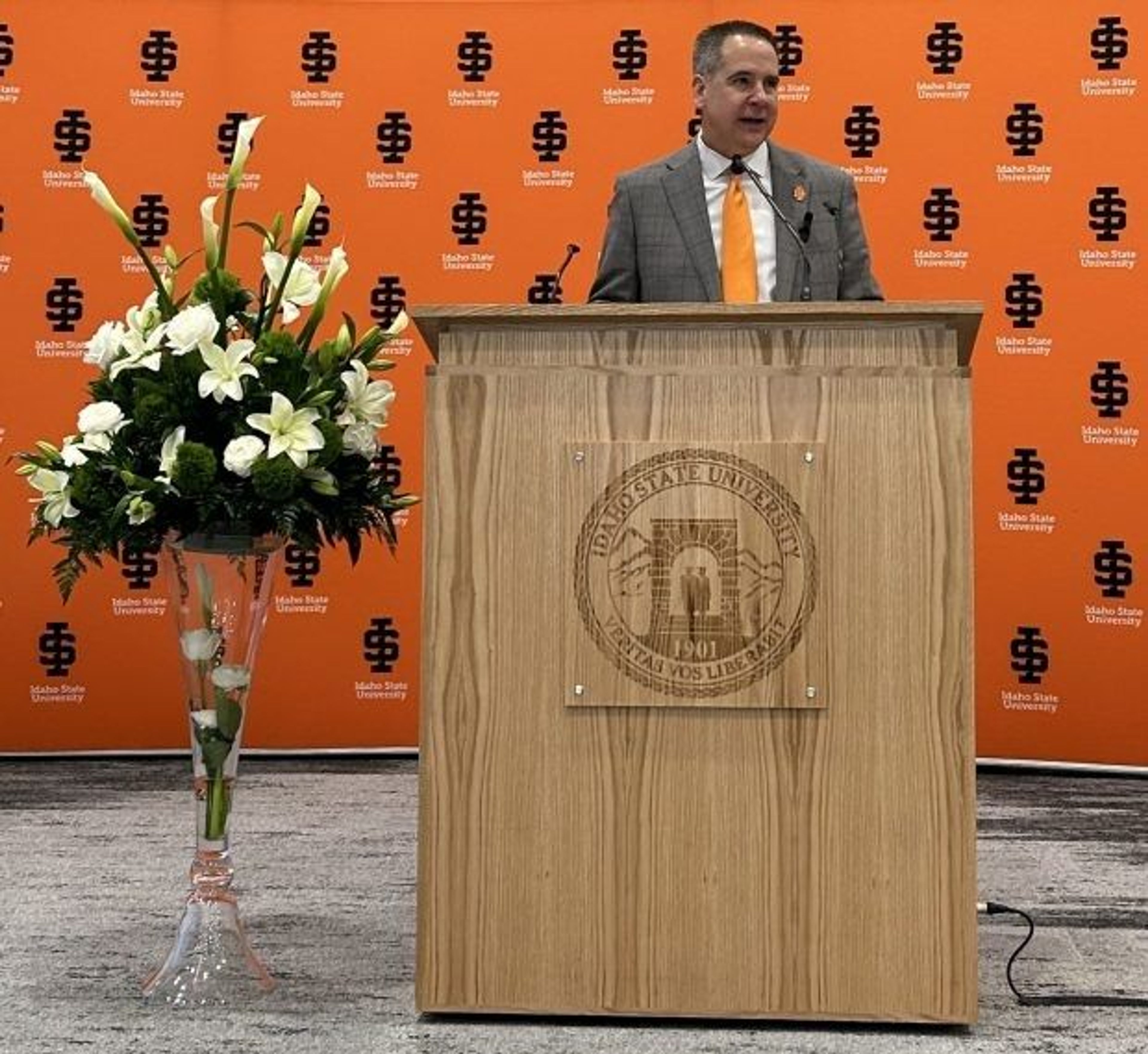 Robert Wagner addresses an audience at Idaho State University on Dec. 21, moments after the State Board of Education formally hired Wagner as the university’s 14th president.