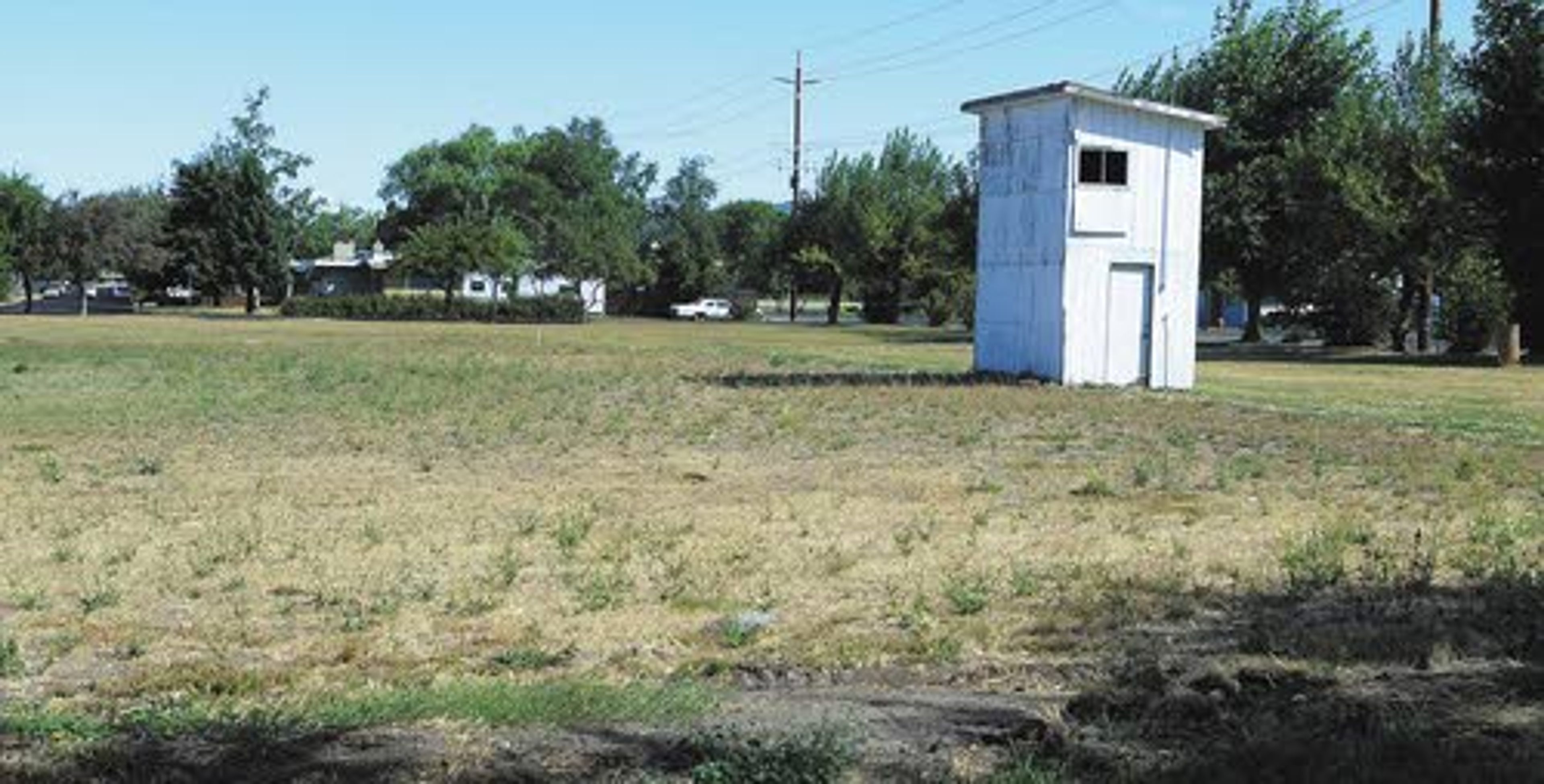 Horse arena supporters cry foul