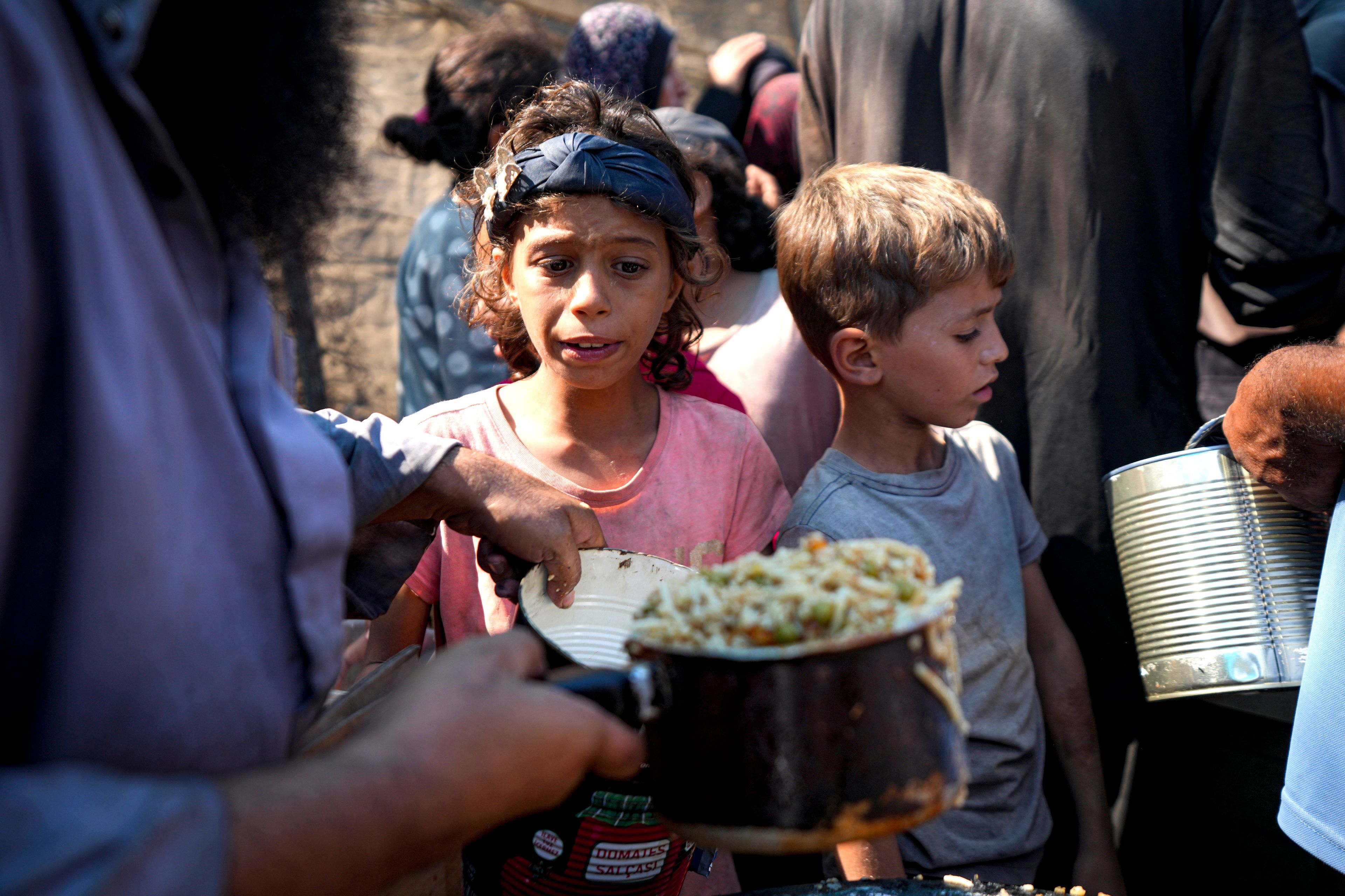 Palestinians struggle for food, life in north Gaza