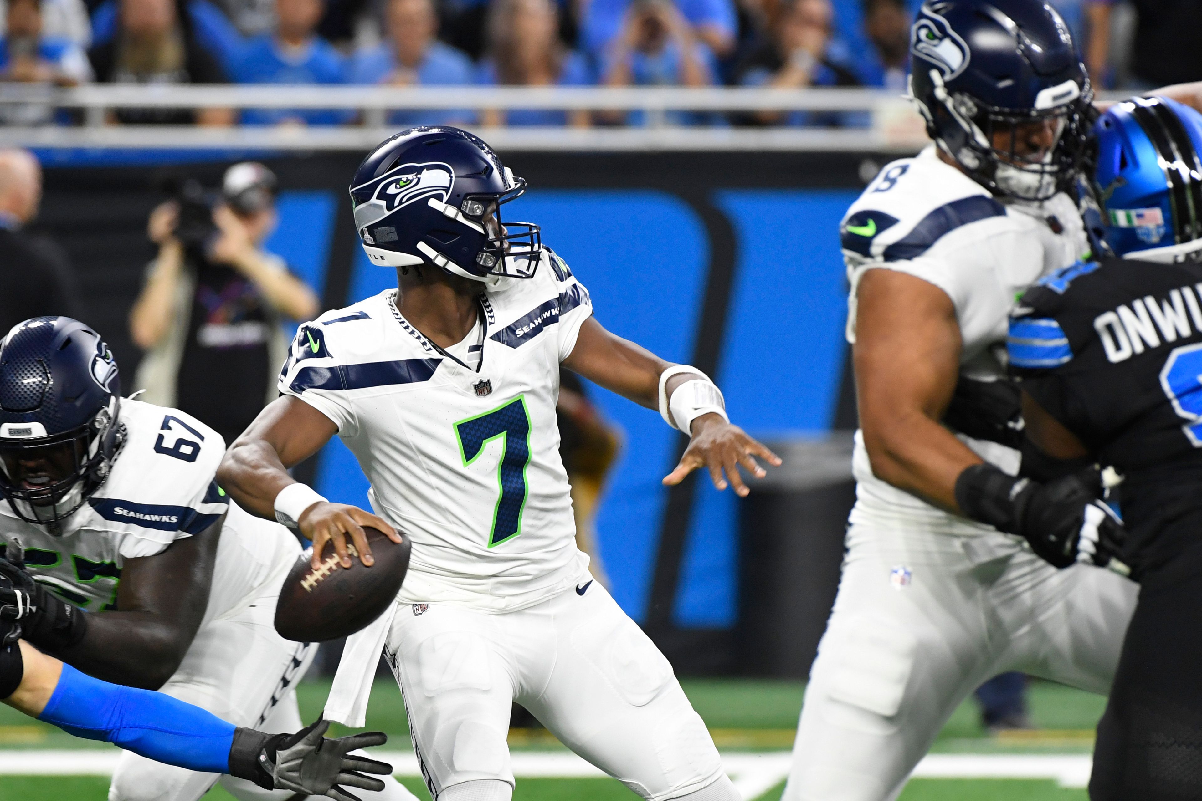 Seattle Seahawks quarterback Geno Smith (7) throws during the first half of an NFL football game against the Detroit Lions, Monday, Sept. 30, 2024, in Detroit. (AP Photo/Jose Juarez)