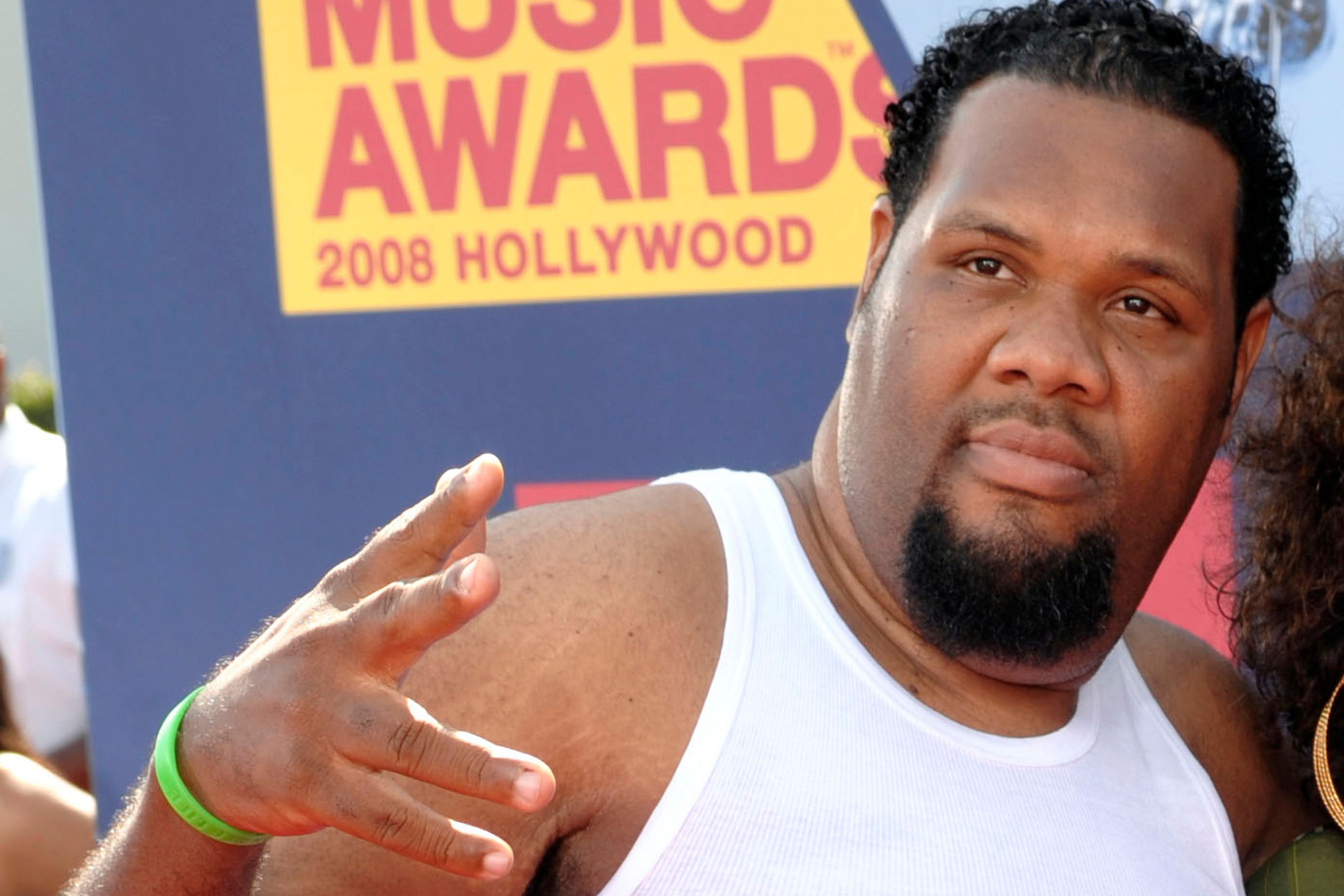 FILE - DJ Fatman Scoop arrives at the 2008 MTV Video Music Awards held at Paramount Pictures Studio Lot in Los Angeles on Sunday, Sept. 7, 2008.