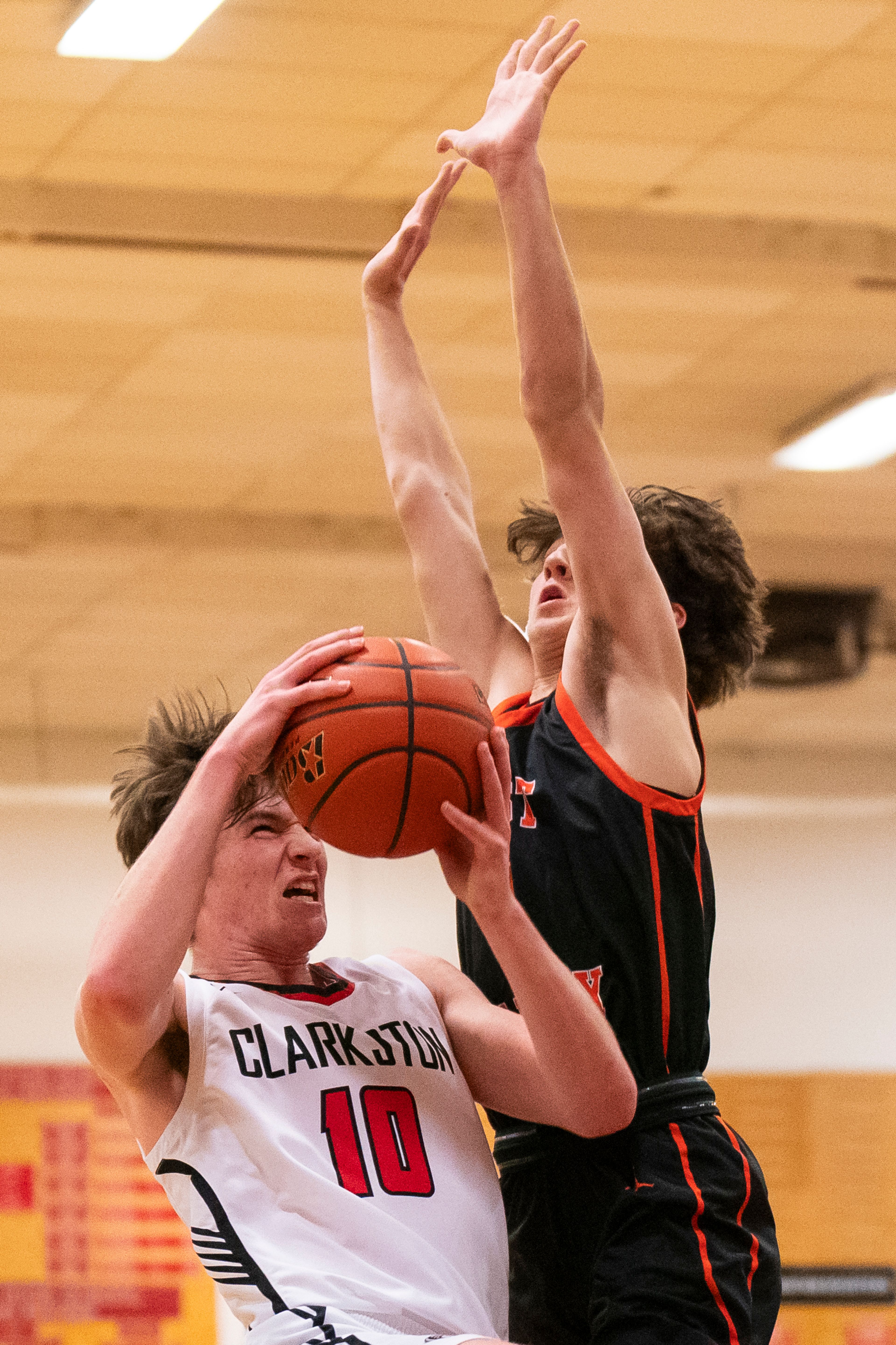 Clarkston’s Carter Steinwand (10) goes up for a shot during their game against West Valley on Tuesday at Clarkston High School.