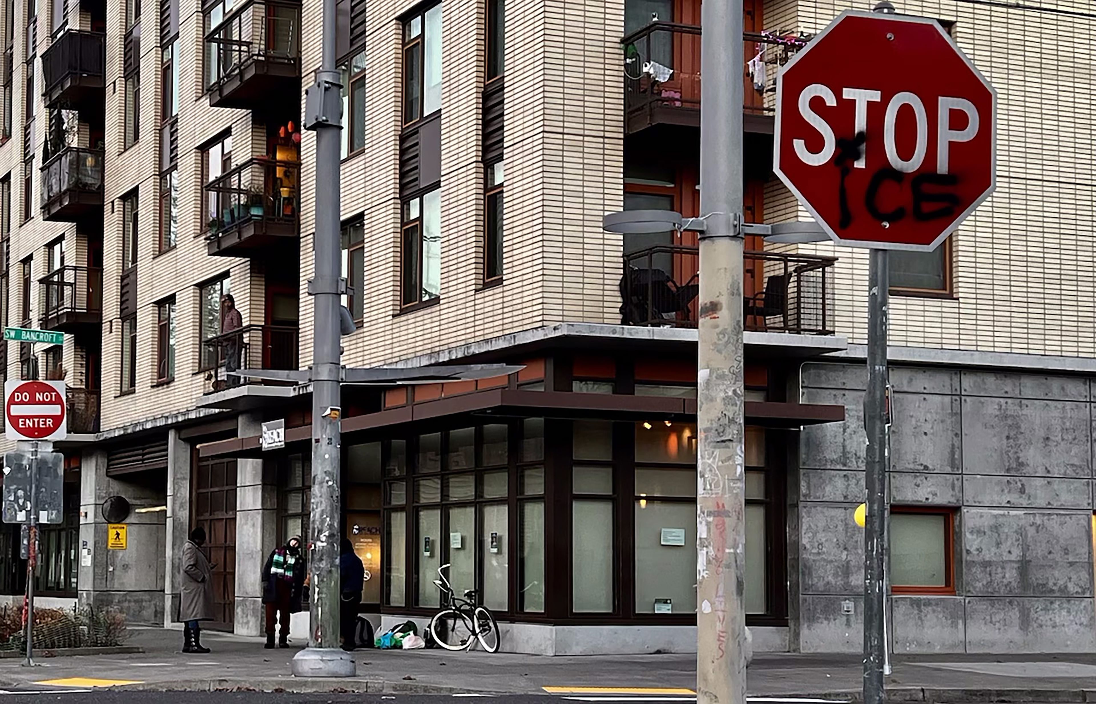 Trump drops Guard duty in Portland