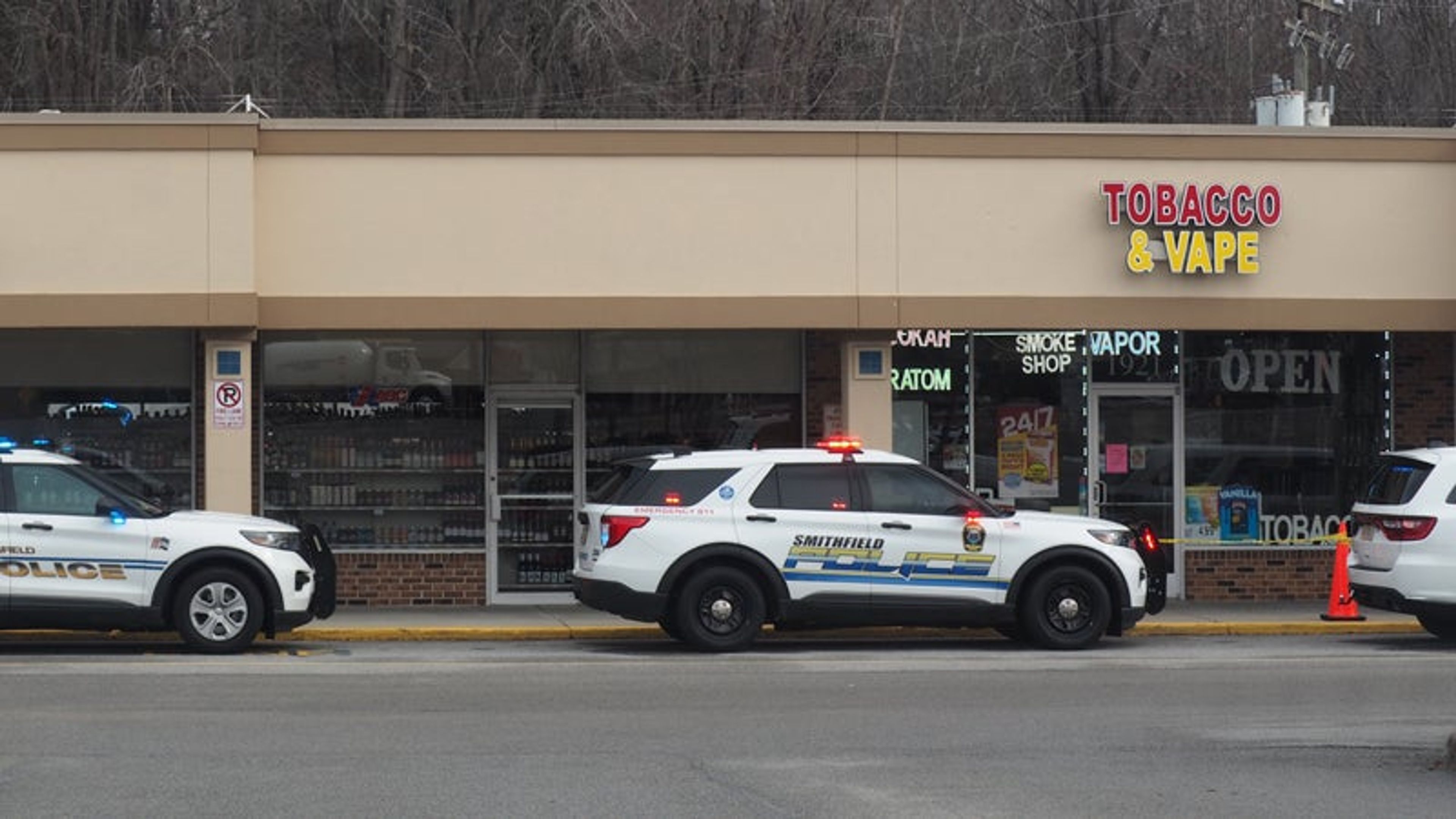 how much is elf bar vape 2 arrested during vape shop raid in Armstrong County