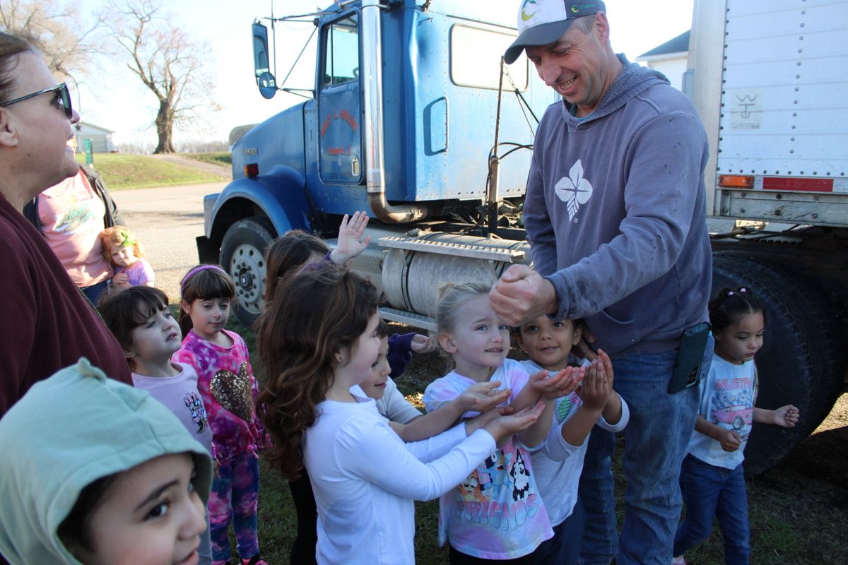 PES Learns About Agriculture Thanks To Grant