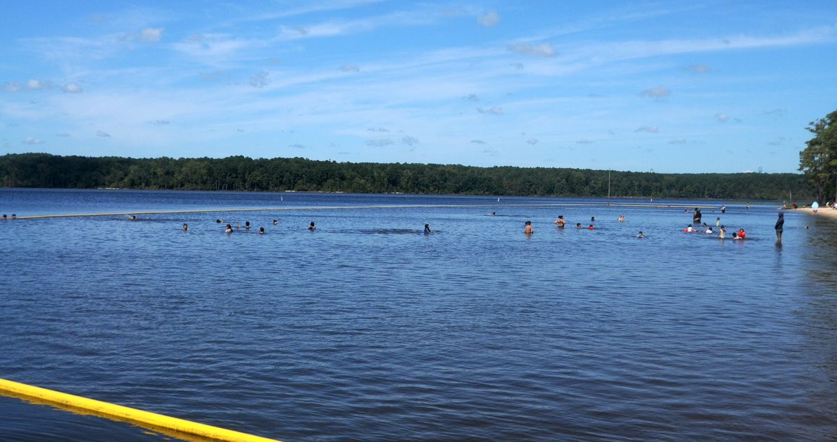 Local lakes see busy Labor Day holiday