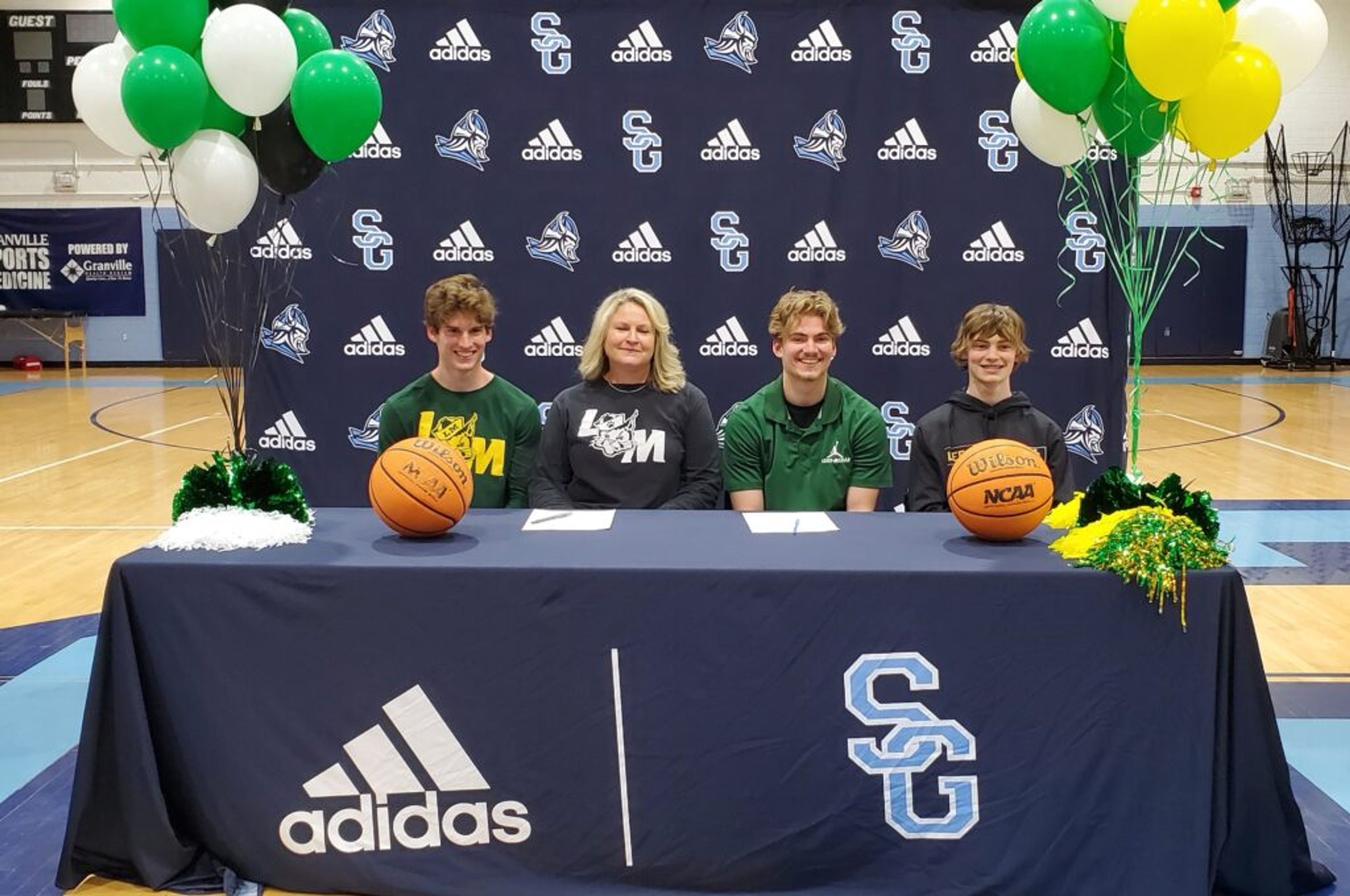 Pettit signs with Lees-McRae
