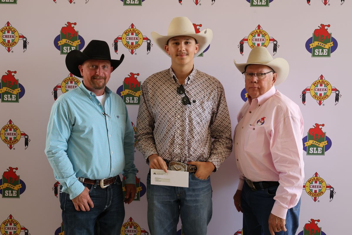 Poarch Creek Indians award livestock scholarships to Alabama youth at SLE Rodeo