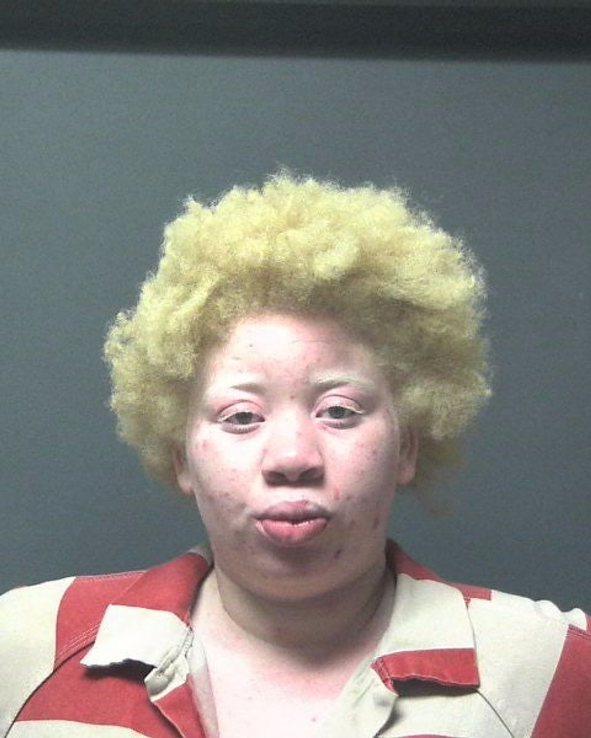 Atmore woman arrested, charged with assault after stabbing