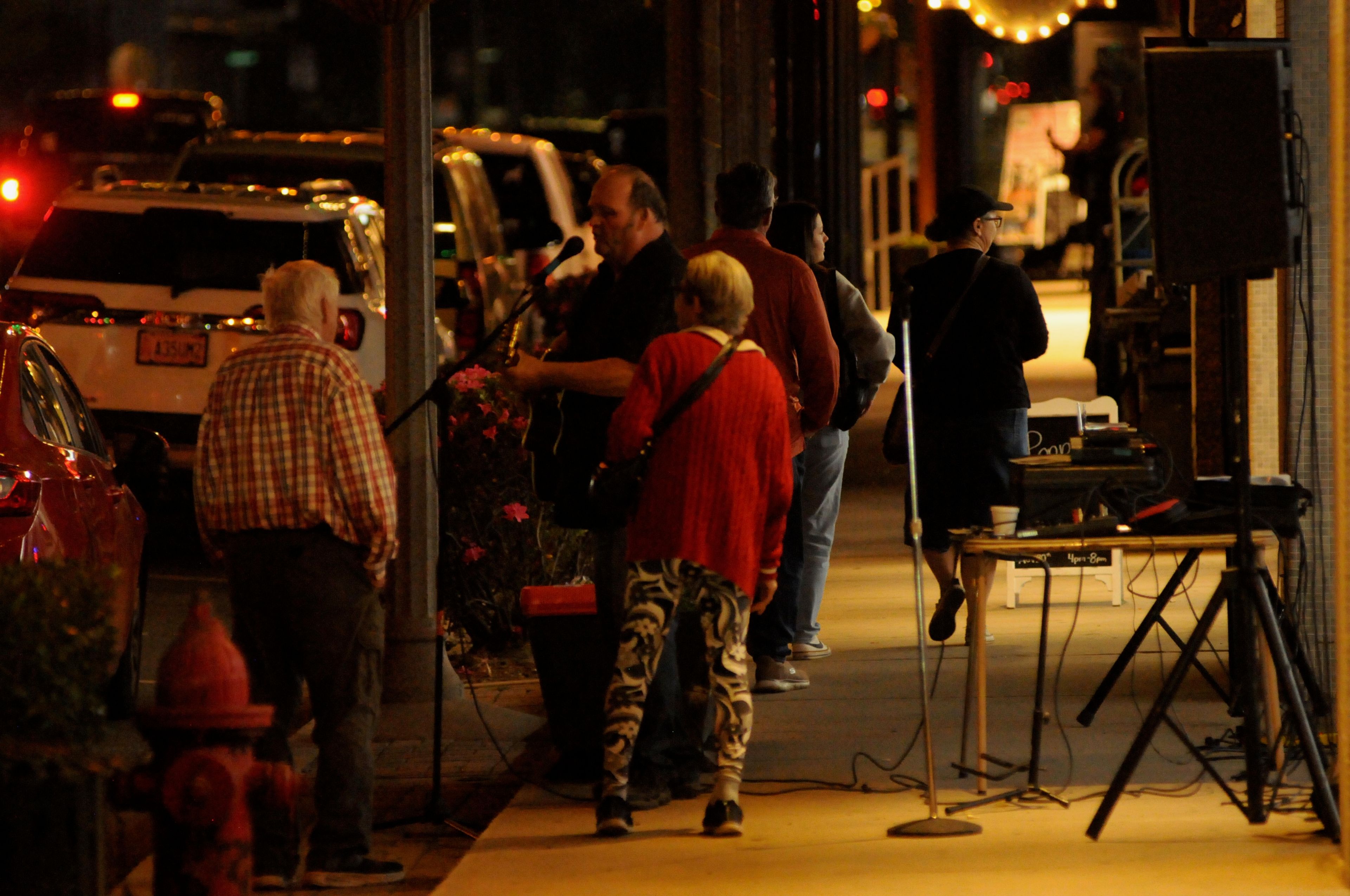 Atmore’s Music on Main Street brings live performances and holiday shopping downtown  