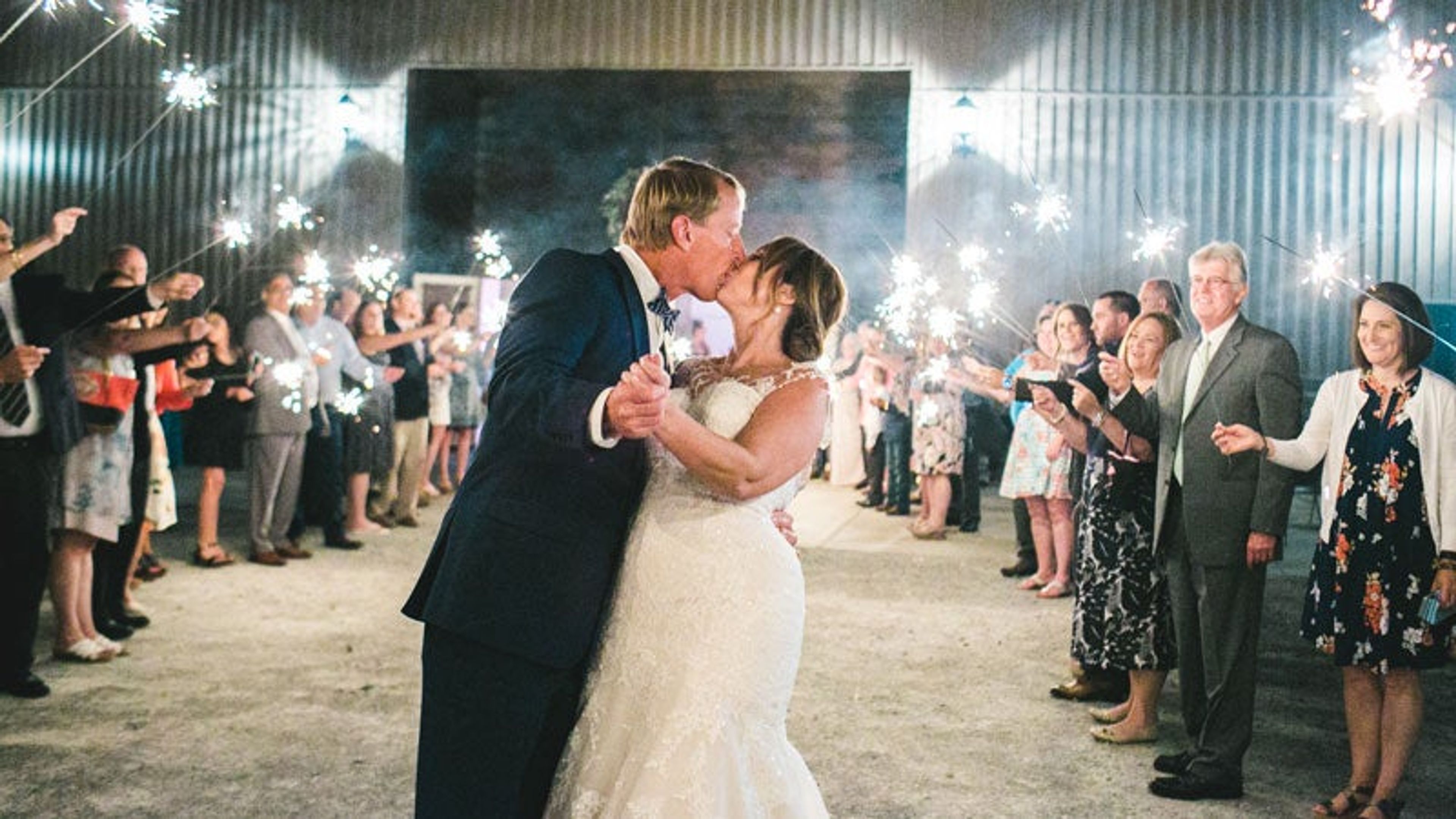 Stephanie Hixon \u0026 Chris Rothoff: A Homewood Wedding, image size:3840x2160