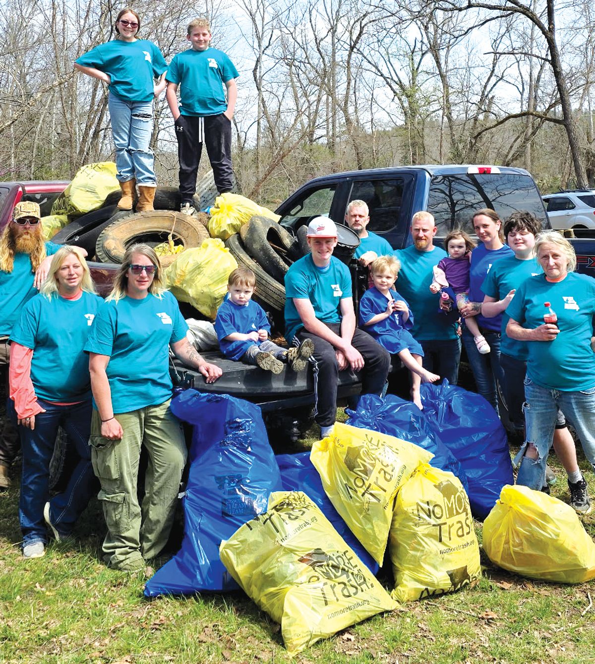Volunteers fan out across parks, roads and rivers