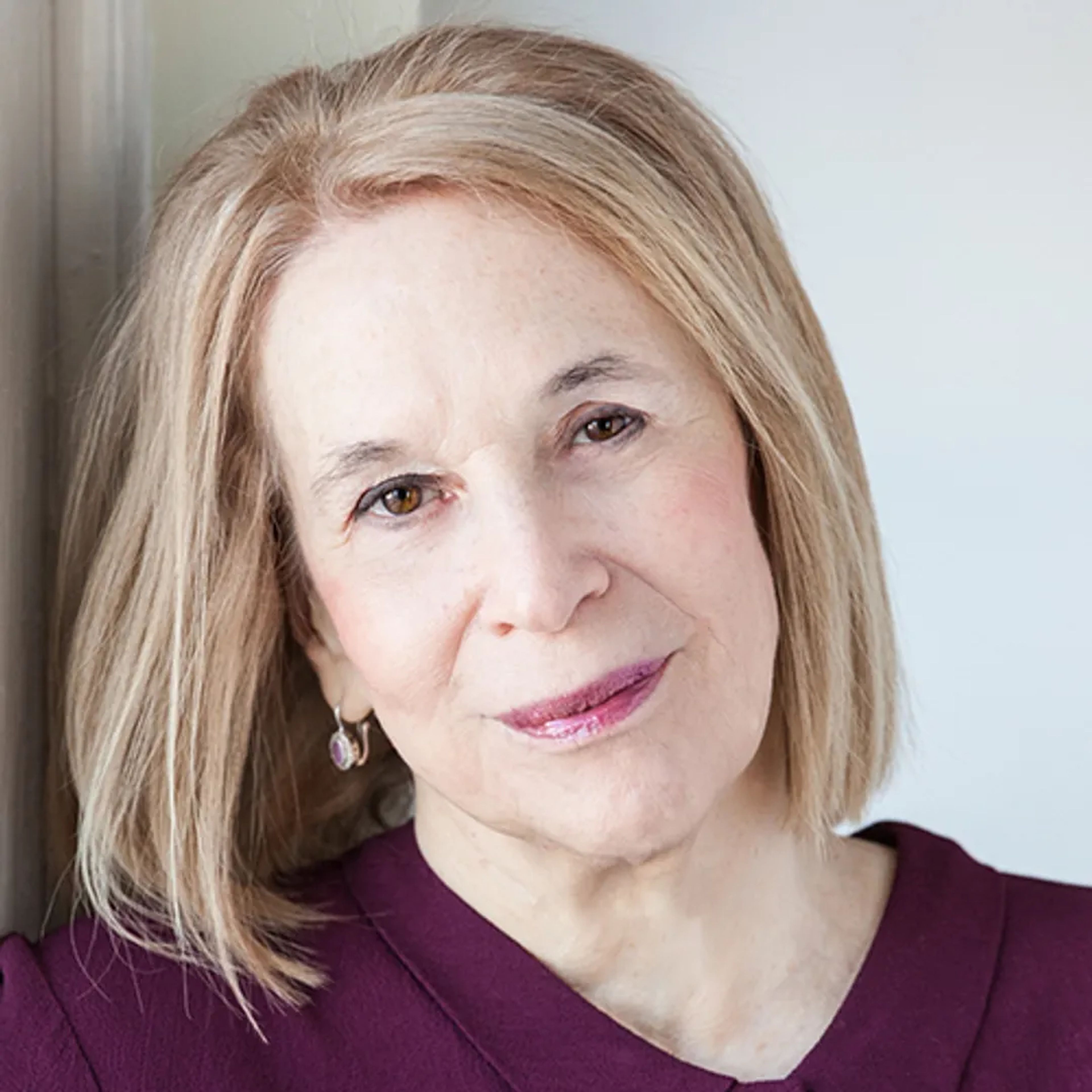 Sue William Silverman | Faculty Co-chair, MFA in Writing