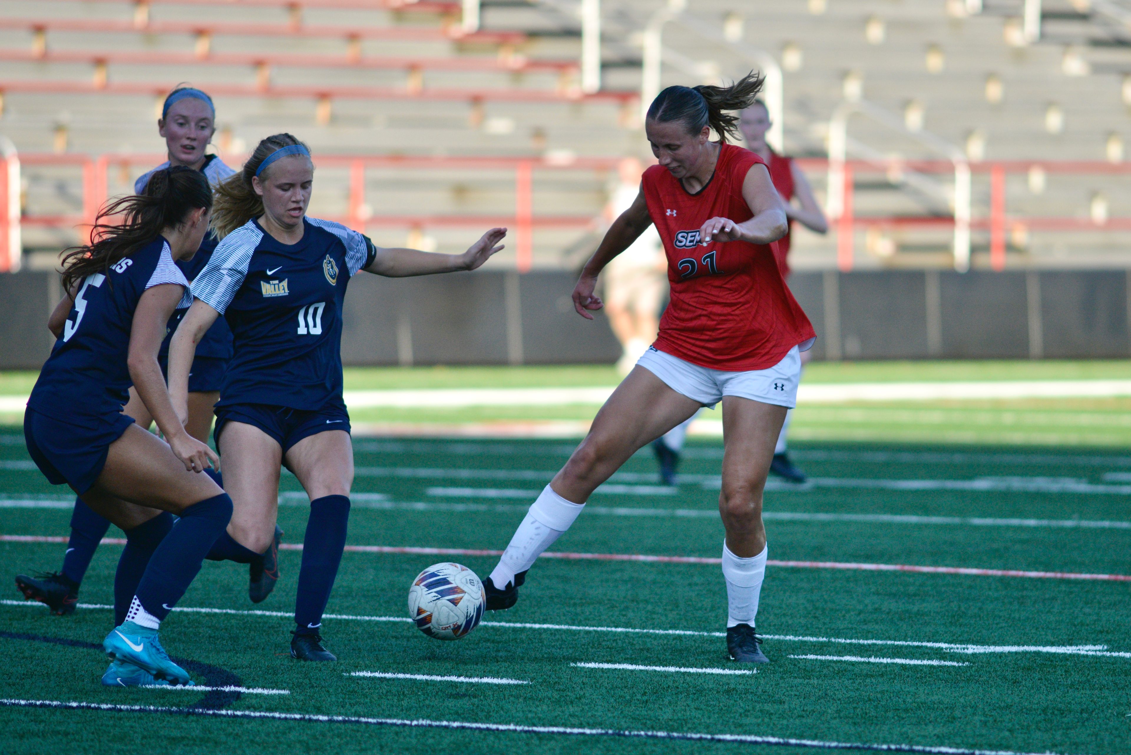 Southeast Missouri State’s Elizabeth Rater kicks the ball during a soccer match against Murray State on Sunday. Aug. 18, at Houck Field.