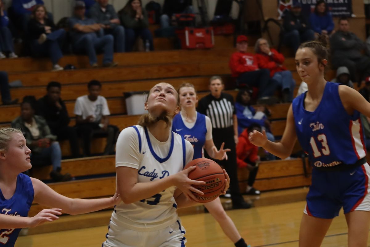 Portageville, Kennett advance to semifinals of Lady Royal