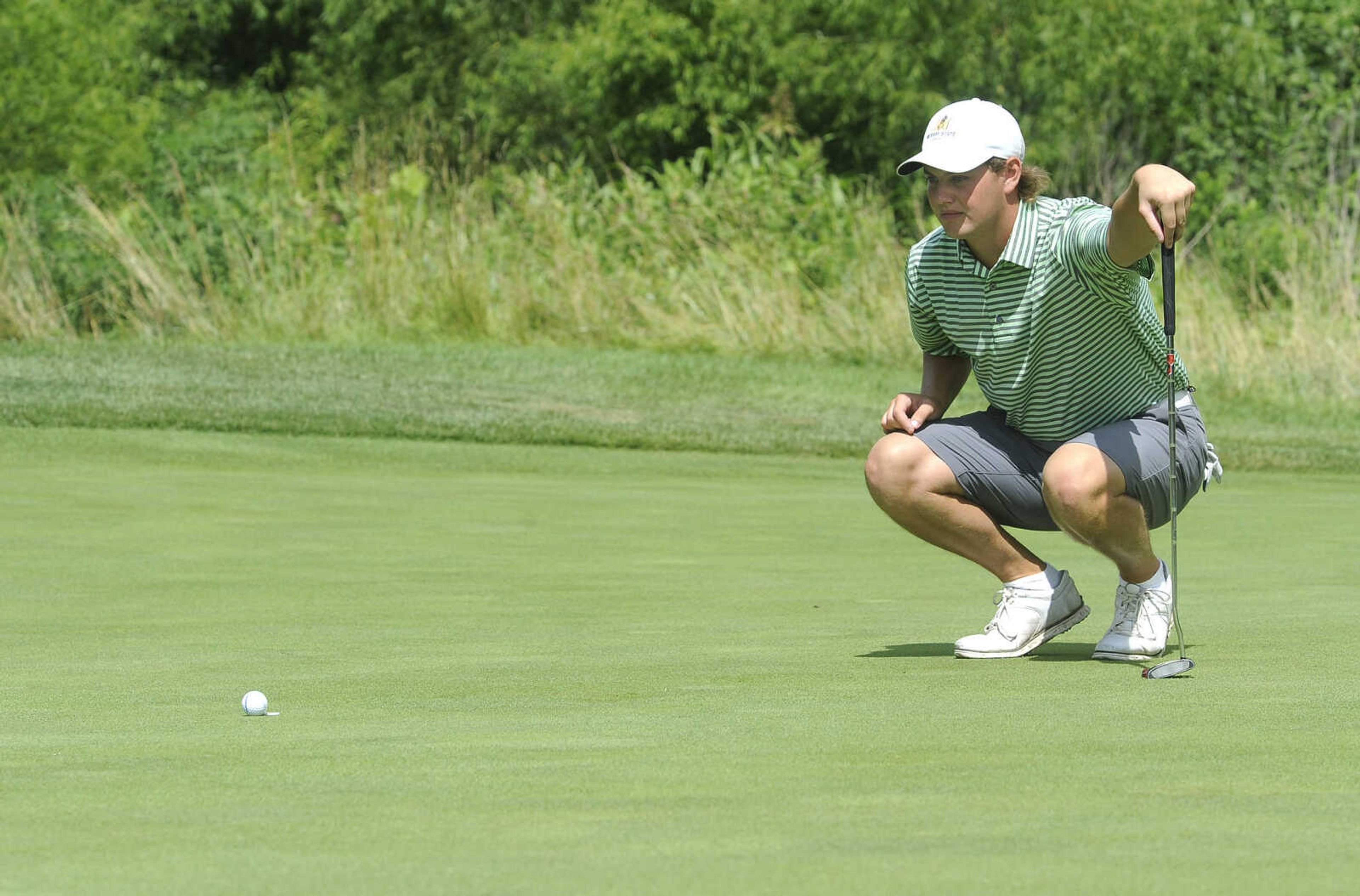 FRED LYNCH ~ flynch@semissourian.com
Gabe Wheeler of Sikeston, Missouri lines up a putt on the second hole Friday, June 22, 2018 during the Round of 32 in the Missouri Amateur Championship at Dalhousie Golf Club.