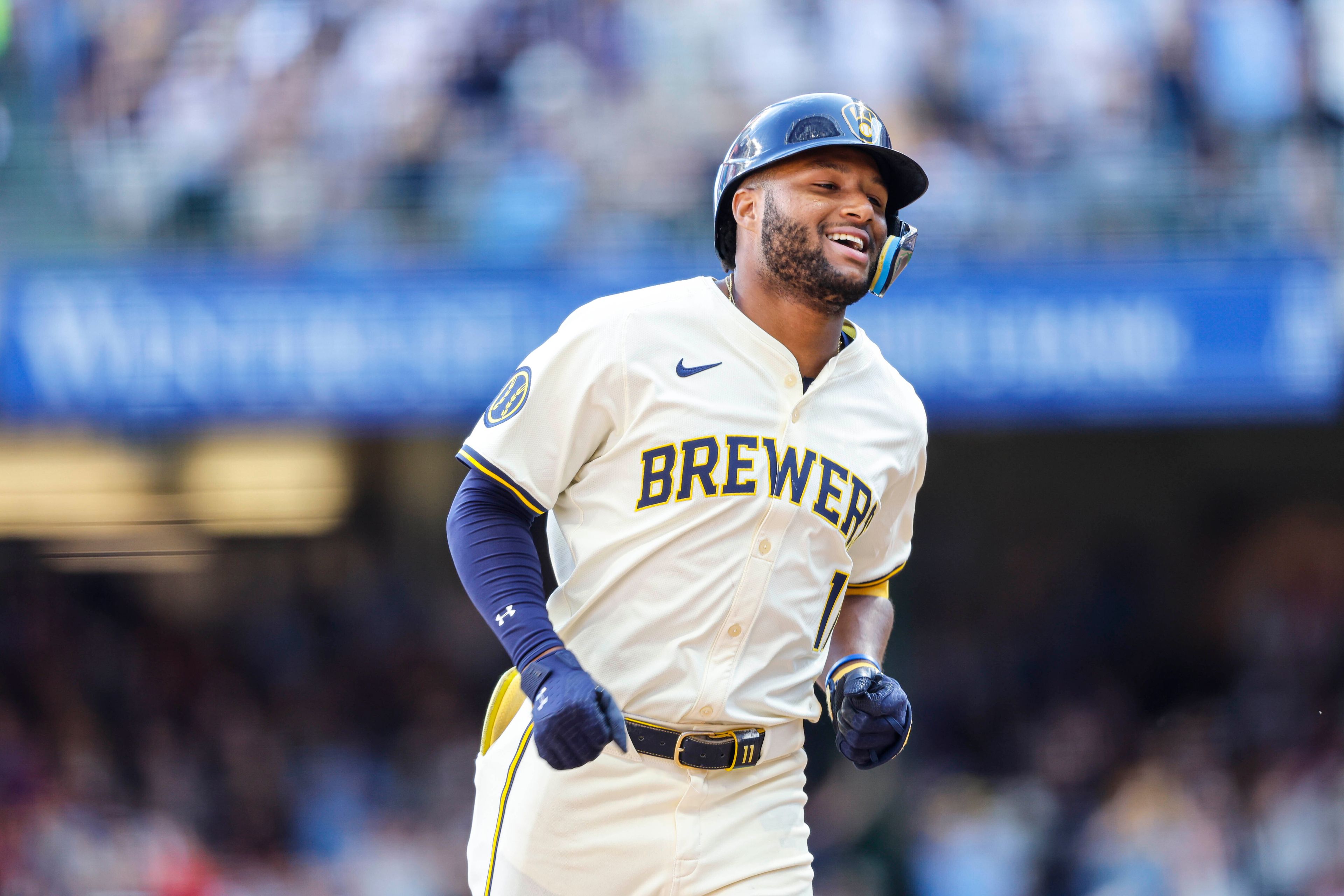 Milwaukee Brewers' Jackson Chourio rounds the bases during his grand slam home run against the St. Louis Cardinals during the sixth inning of a baseball game Monday, Sept. 2, 2024, in Milwaukee. (AP Photo/Jeffrey Phelps)