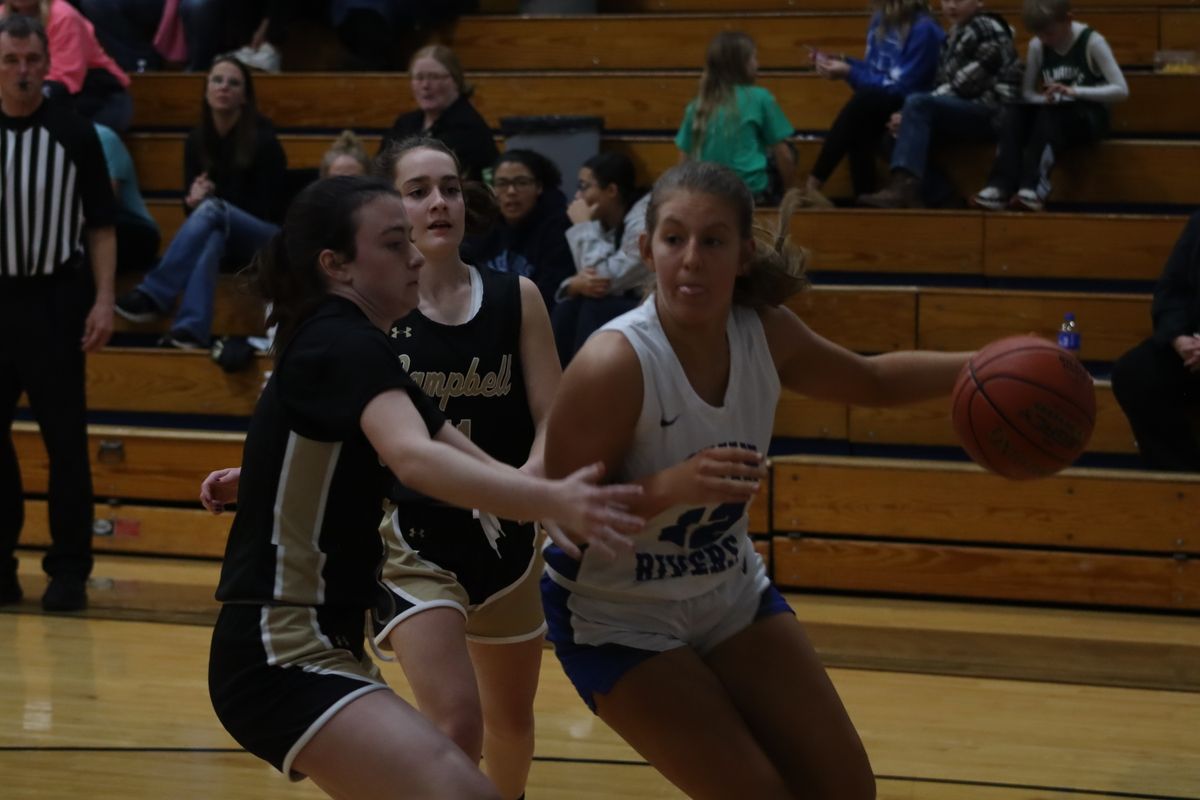 Lady Royals start Christmas Classic on right foot