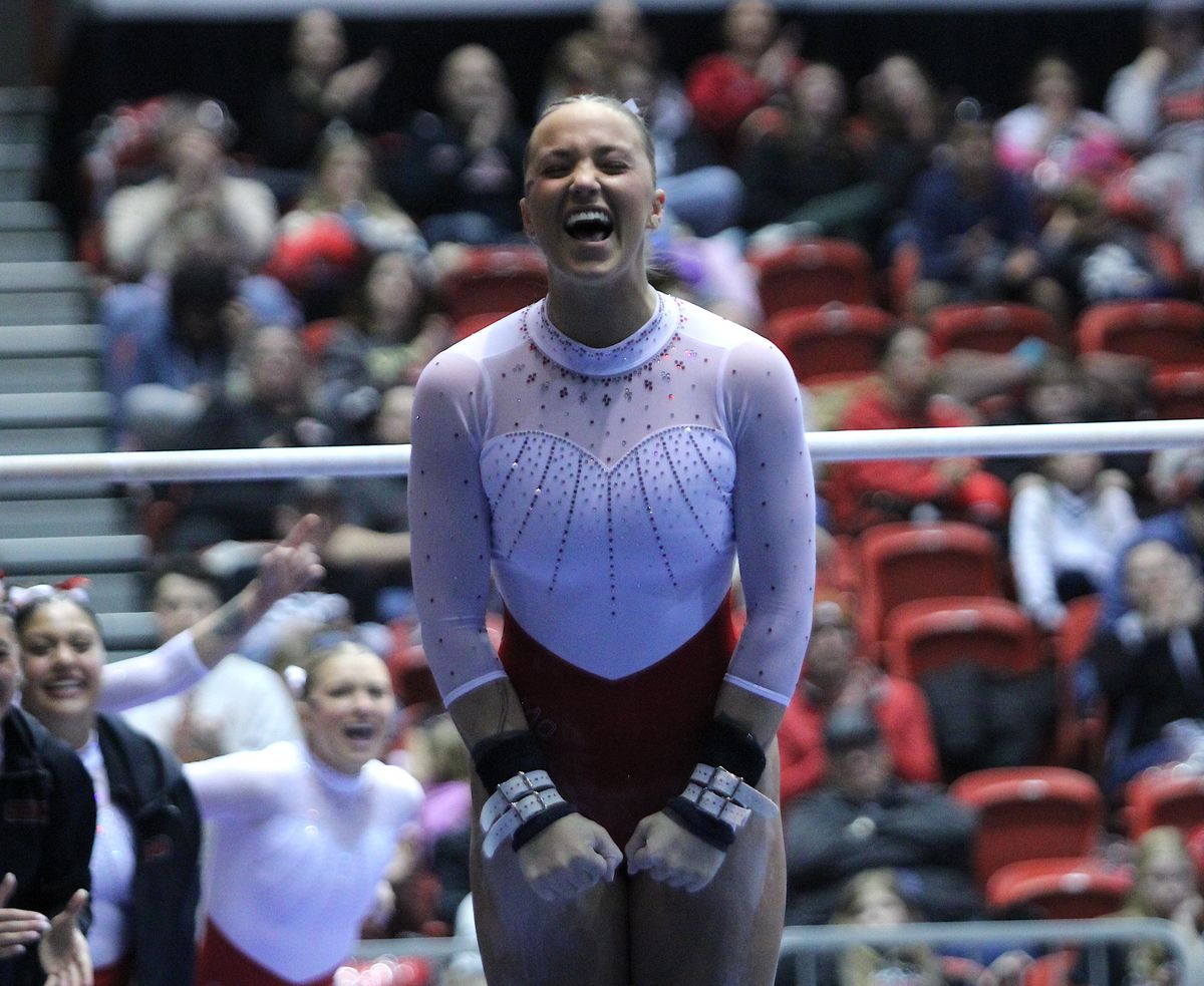 Southeast gymnasts win MIC rivalry dual at Illinois State