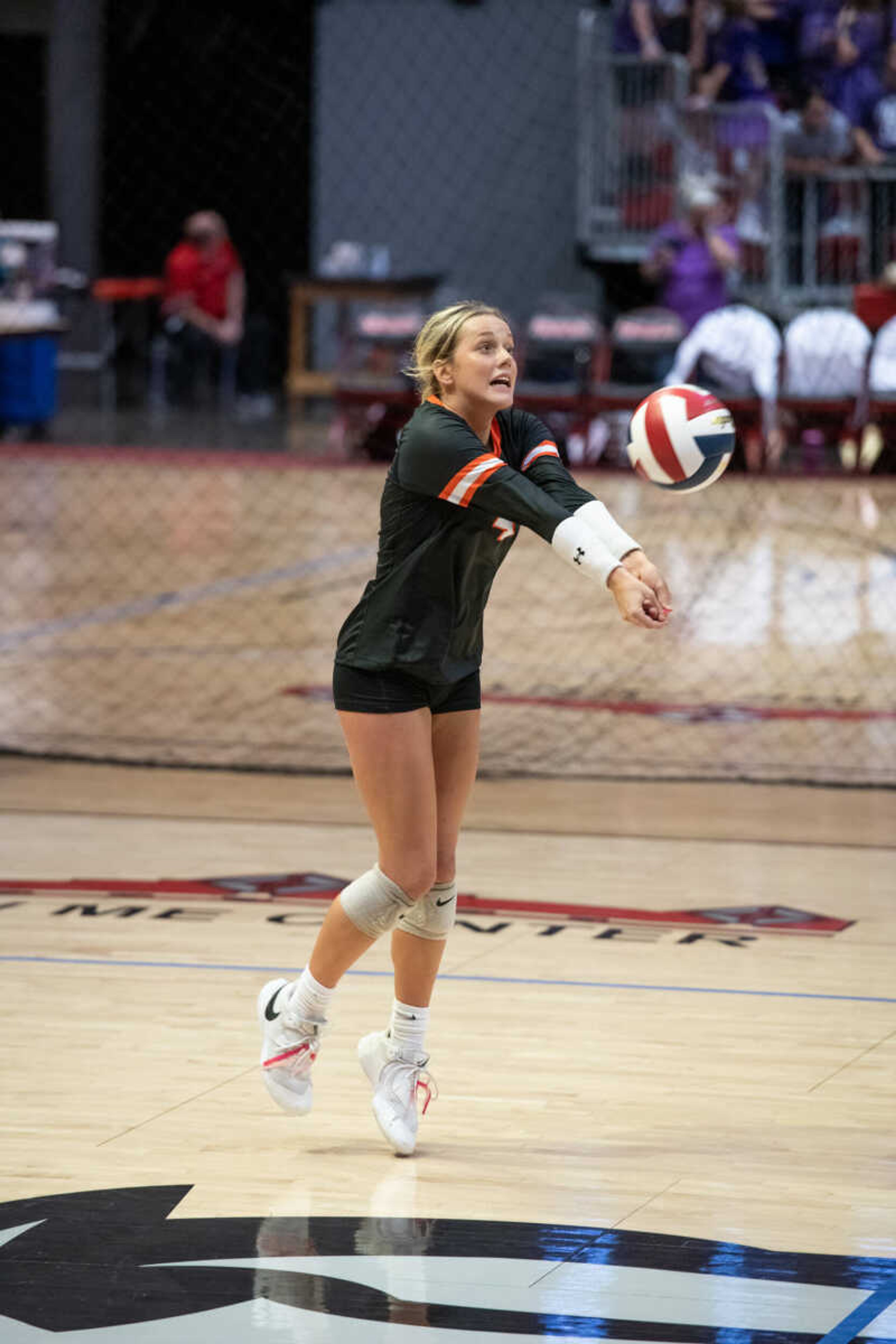 Class 1 State volleyball Semi-final Advance vs Tarkio