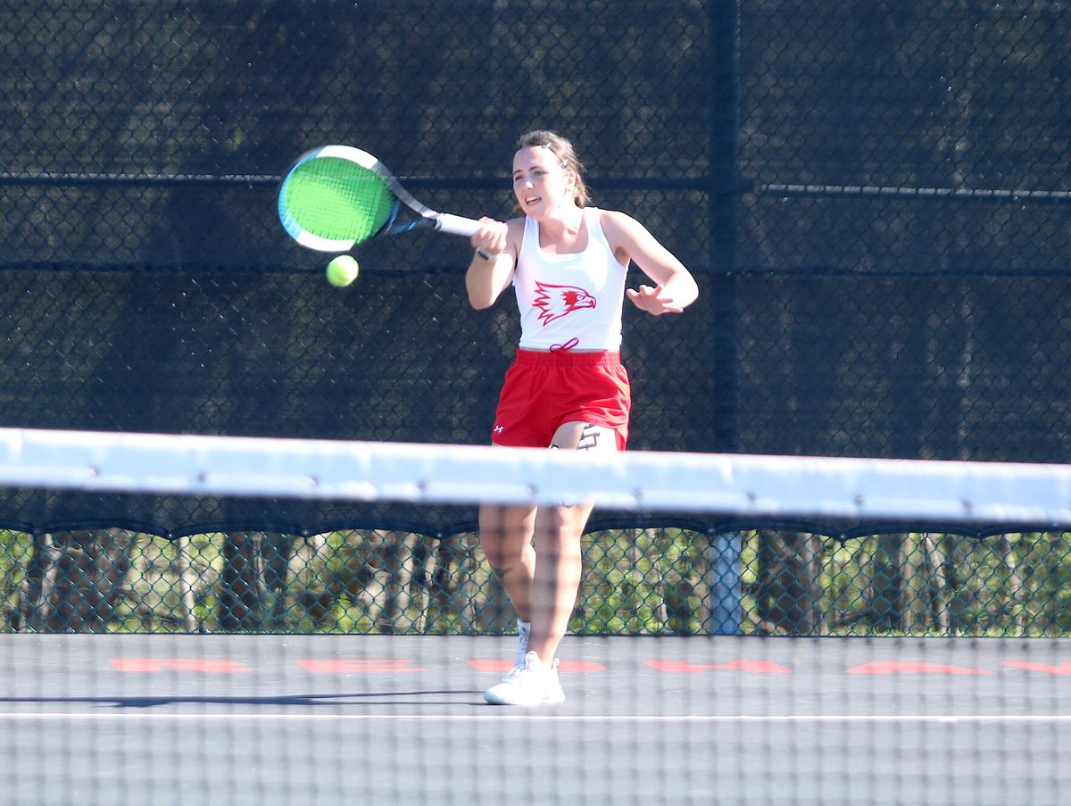 SEMO women’s tennis rolls past Southern Indiana 6-1 for first OVC win of season