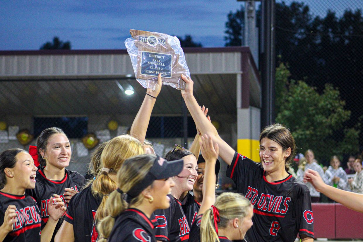 Chaffee softball four-peats district title, walks off Kelly