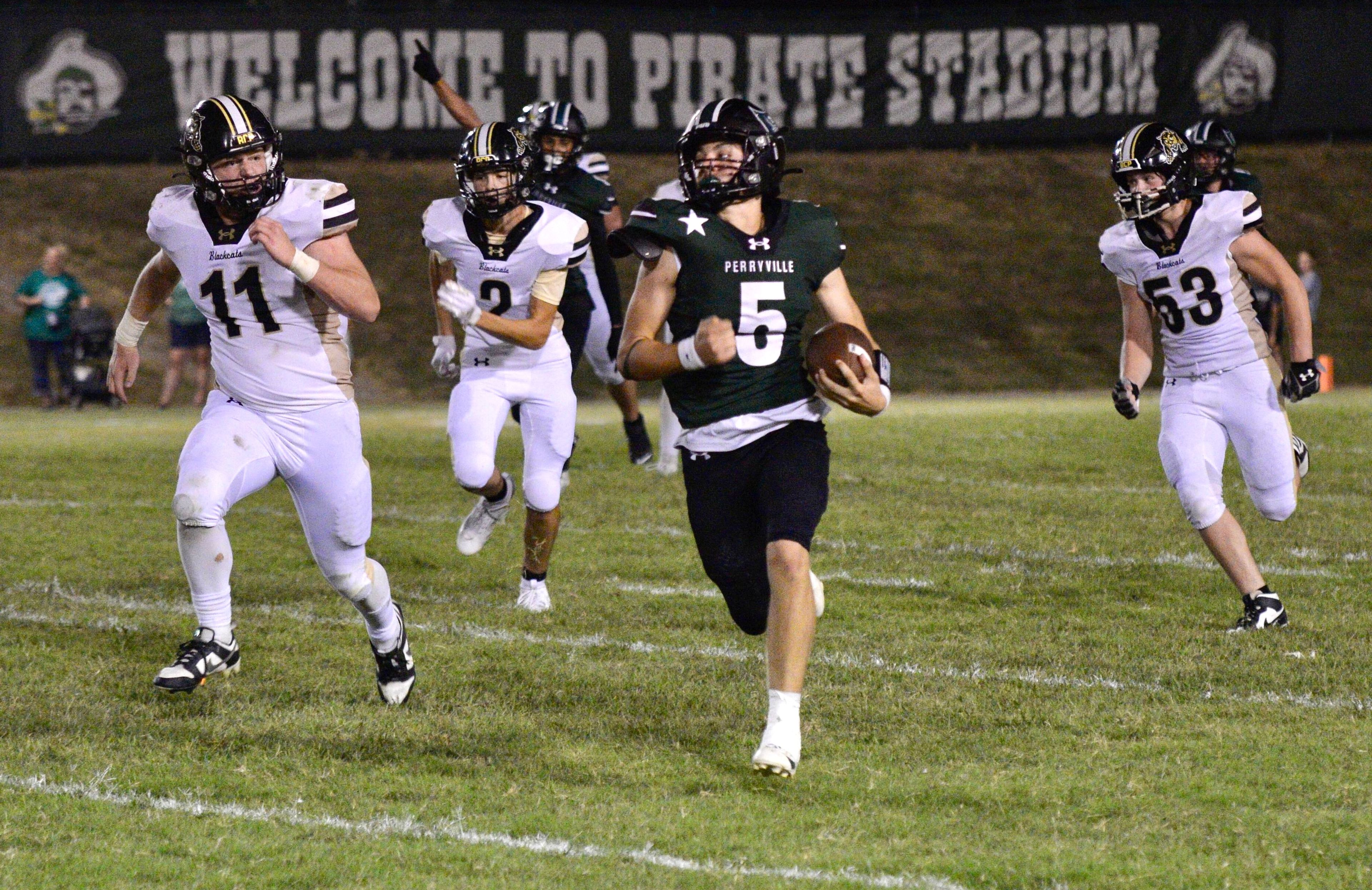 Perryville quarterback Kayd Luckey carries the ball during a touchdown run against Fredericktown on Thursday, Aug. 29, in Perryville, Mo.
