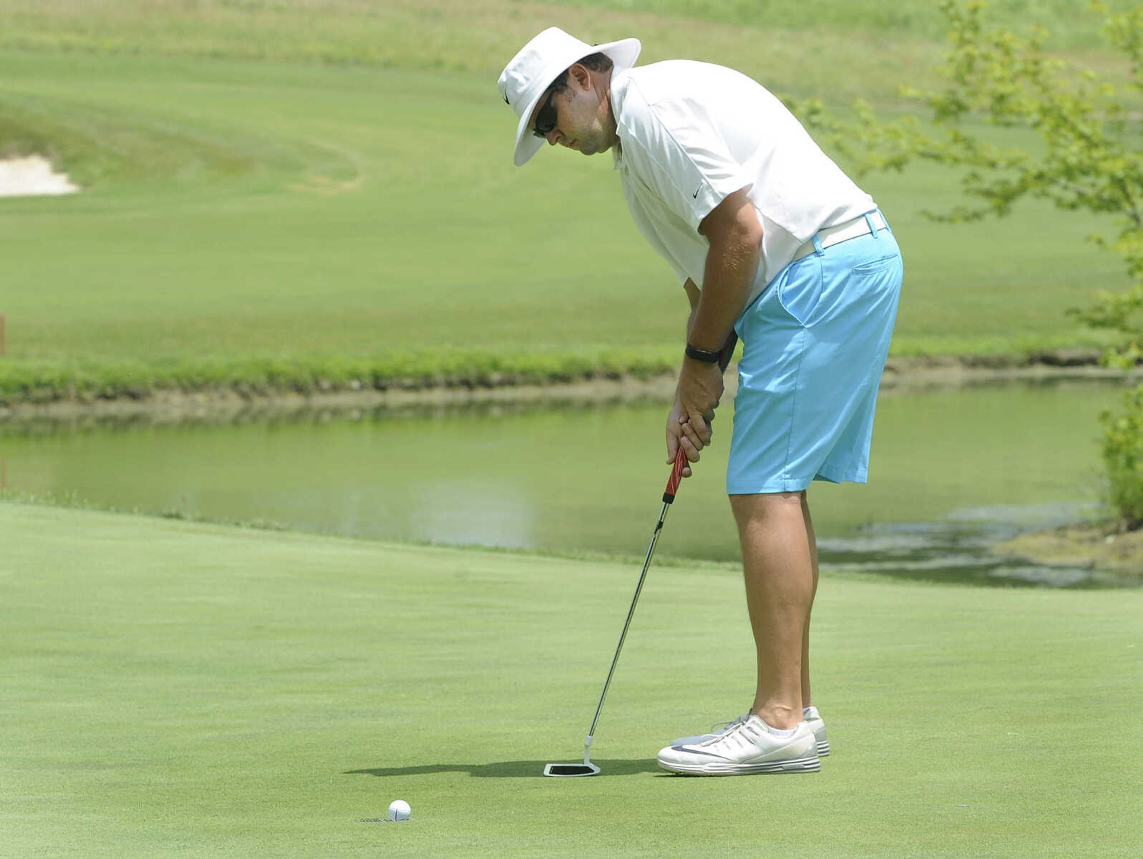 FRED LYNCH ~ flynch@semissourian.com
Kent Phillips of Cape Girardeau putts on the 11th green Tuesday, June 19, 2018 during the Missouri Amateur Championship at Dalhousie Golf Club.