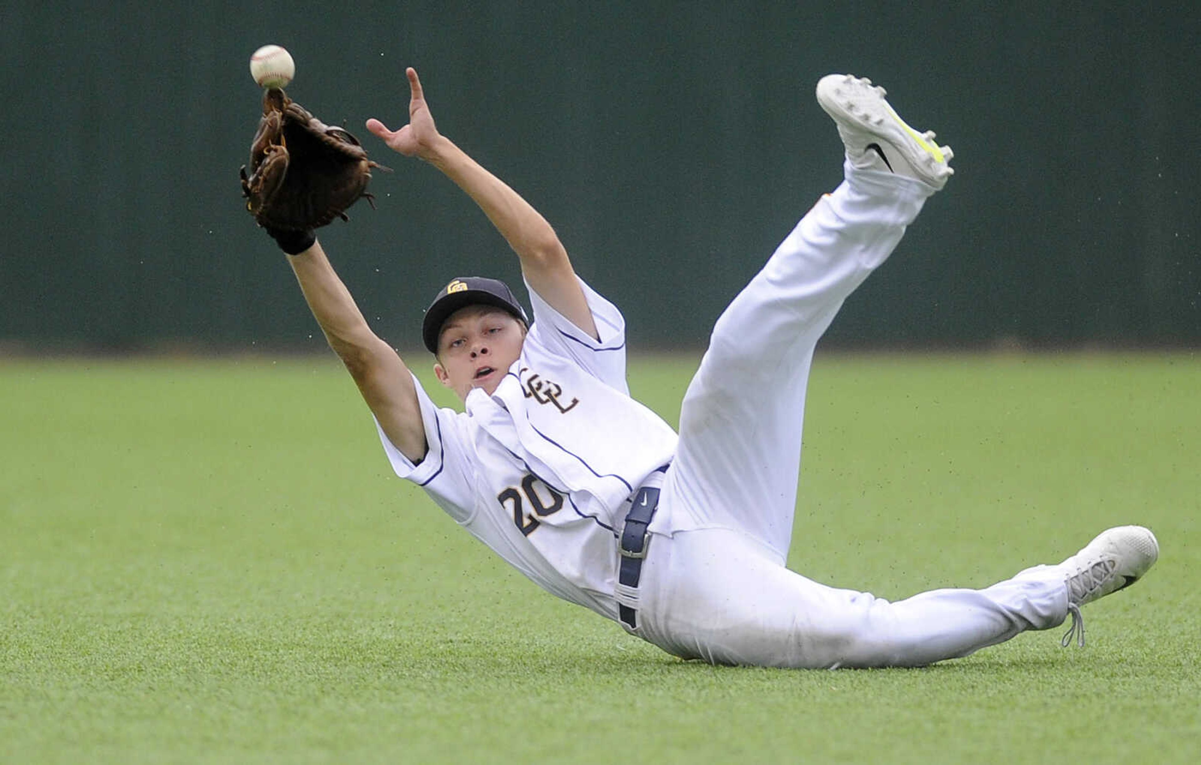 FRED LYNCH ~ flynch@semissourian.com
Cape Girardeau Post 63 Senior Legion left fielder Layne Robinson tries to catch a line drive by Pemiscot County during the third inning Tuesday, June 12, 2018 at Capaha Field.