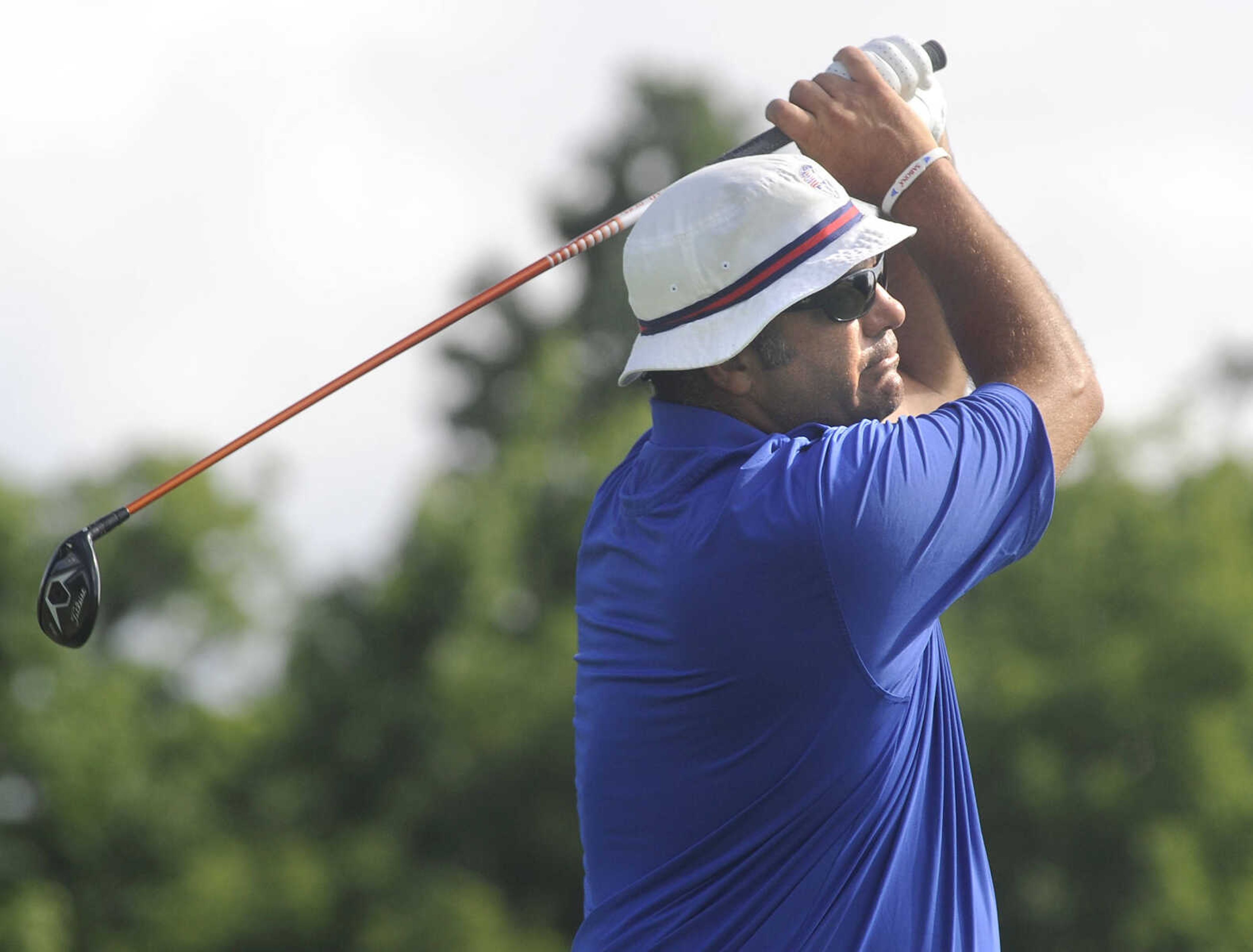 FRED LYNCH ~ flynch@semissourian.com
Brevin Giebler of Cape Girardeau hits a tee shot on the fourth hole Friday, June 22, 2018 during the Round of 32 in the Missouri Amateur Championship at Dalhousie Golf Club.