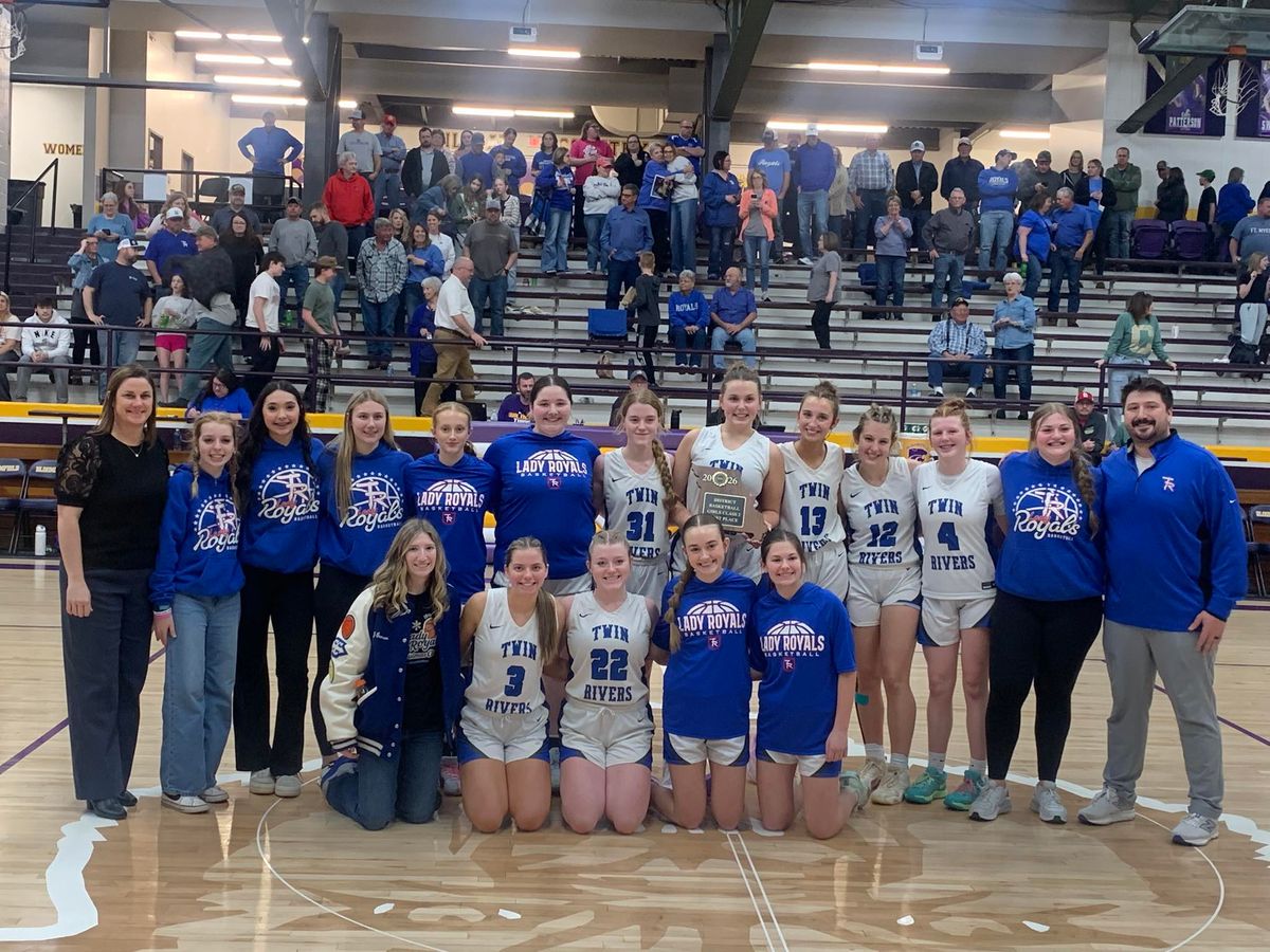 Twin Rivers fends off New Madrid rally for district championship win