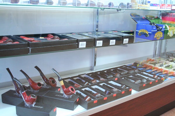 Tobacco Store opens in A.L