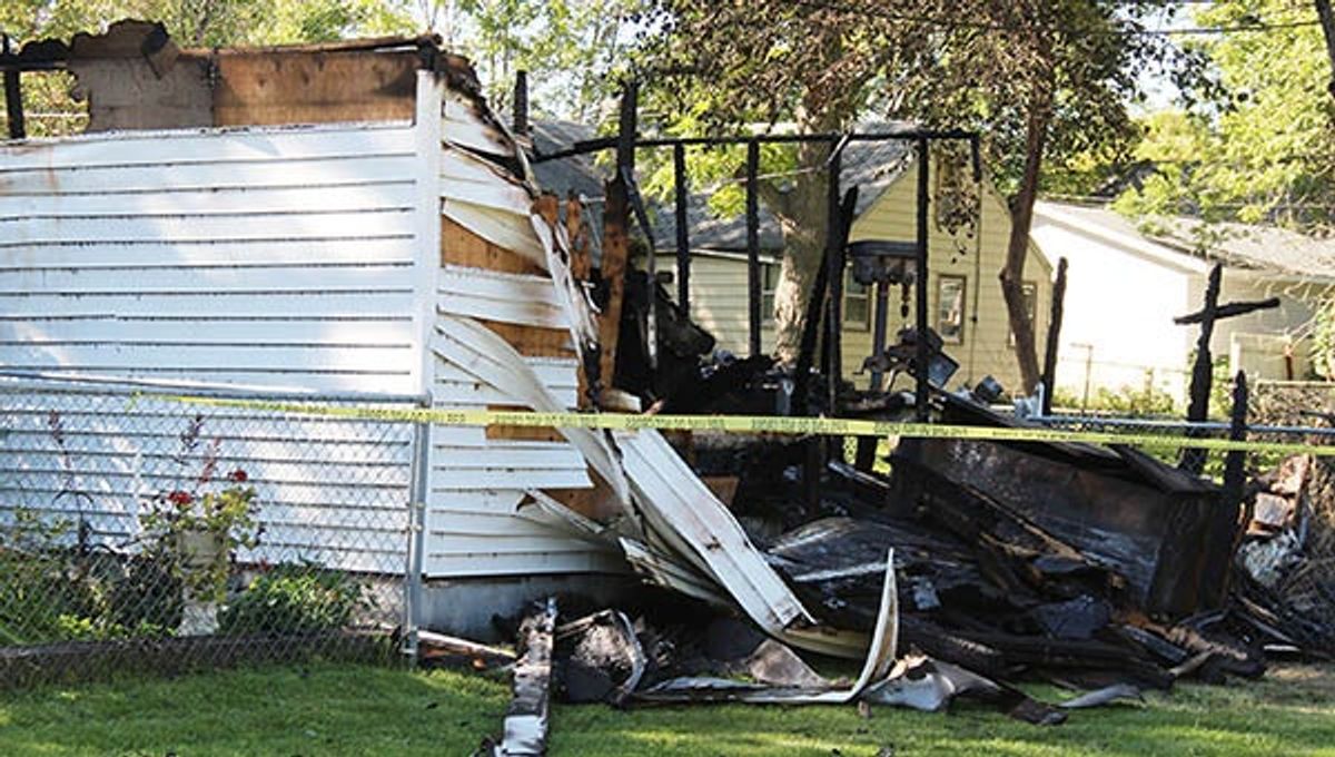 Early morning fire damages garage in Albert Lea