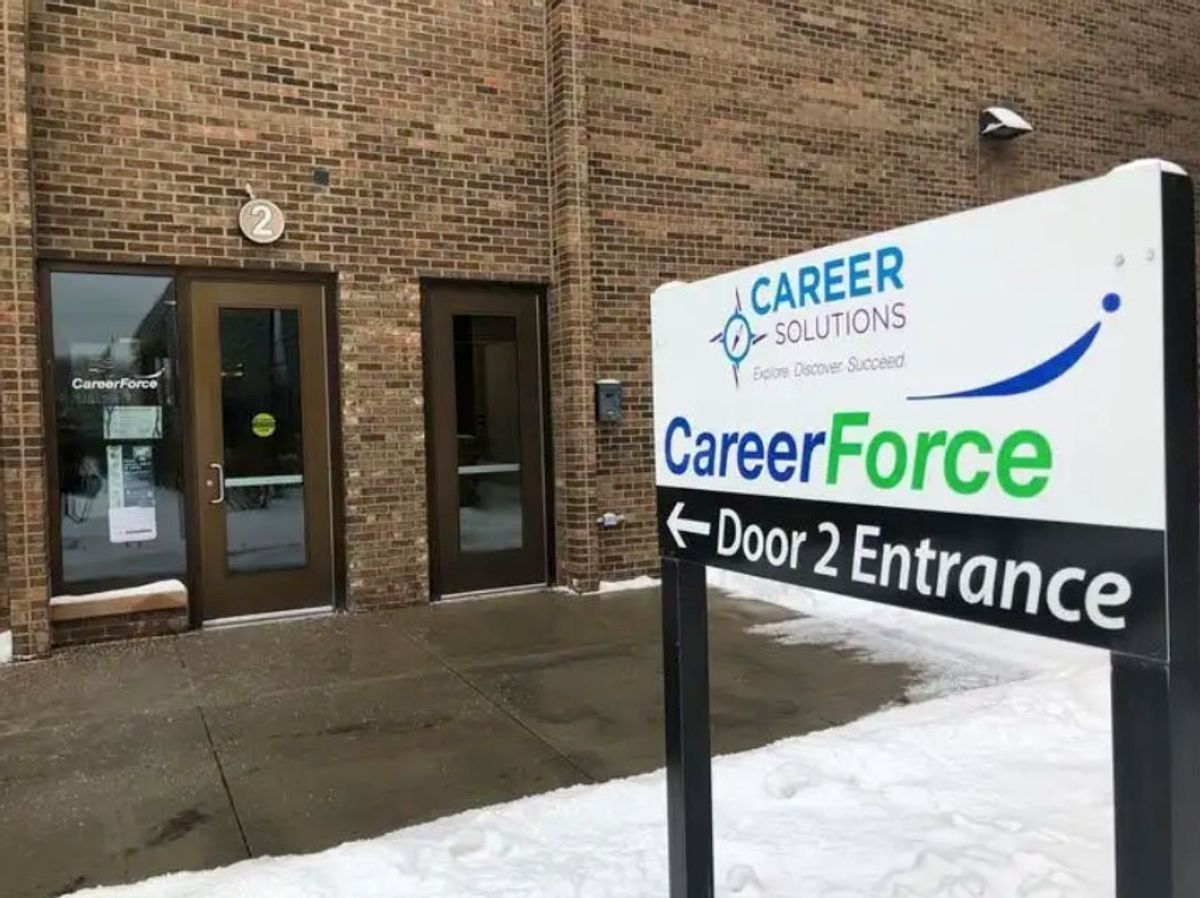 Job hunt is getting harder for many Minnesotans despite jobs being added